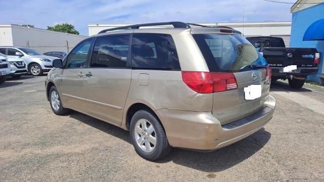 Photo 2 VIN: 5TDZA23C05S384288 - TOYOTA SIENNA CE 