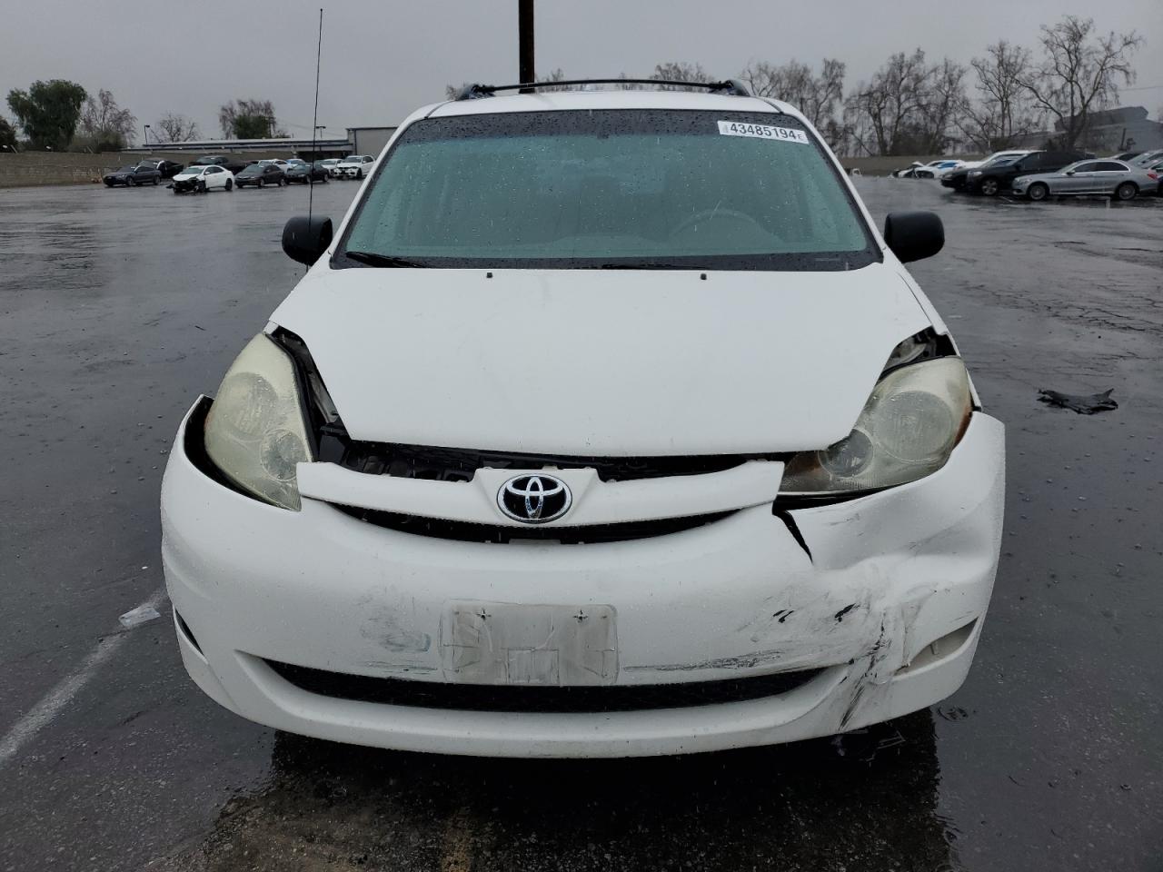 Photo 4 VIN: 5TDZA23C06S433846 - TOYOTA SIENNA 