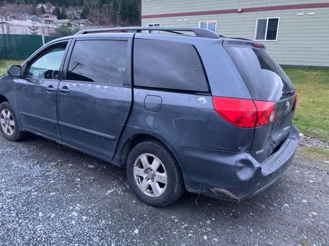 Photo 1 VIN: 5TDZA23C06S499023 - TOYOTA SIENNA LE 