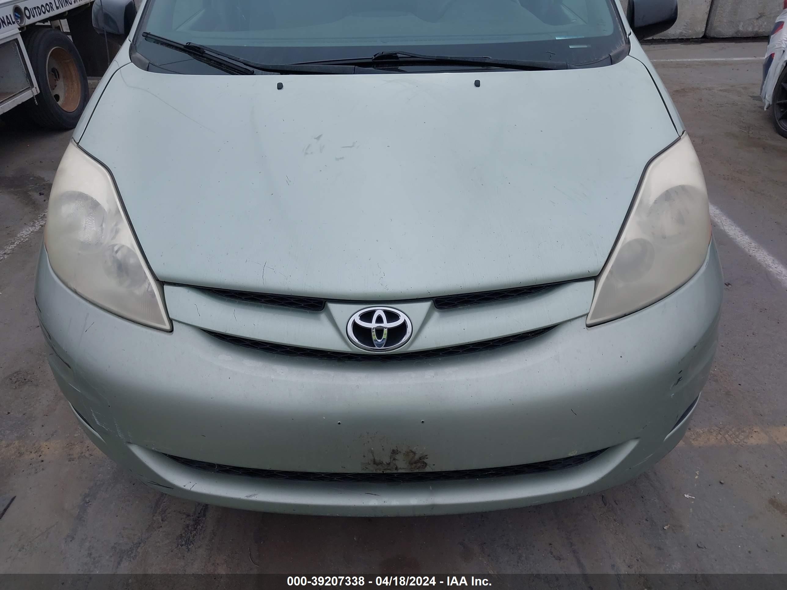 Photo 5 VIN: 5TDZA23C06S557146 - TOYOTA SIENNA 