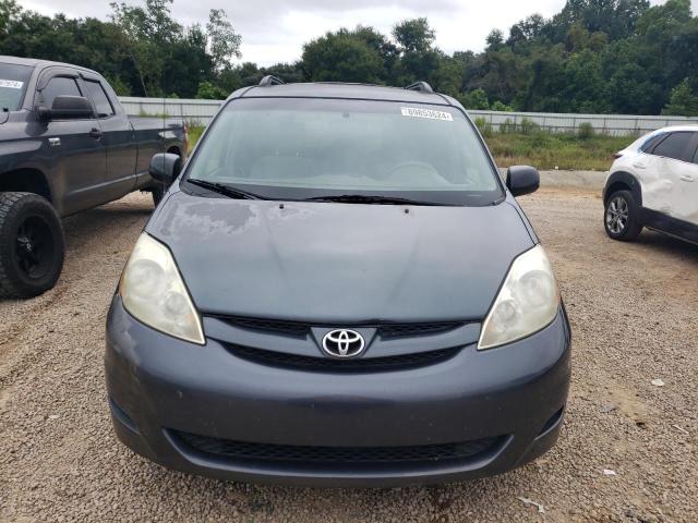 Photo 4 VIN: 5TDZA23C06S568406 - TOYOTA SIENNA 4X4 