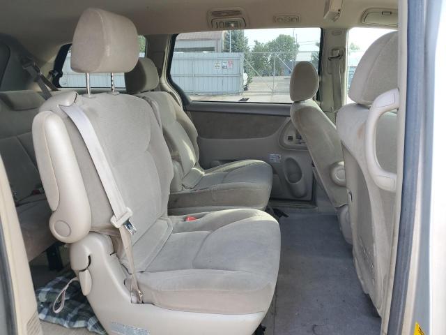 Photo 10 VIN: 5TDZA23C14S047076 - TOYOTA SIENNA CE 