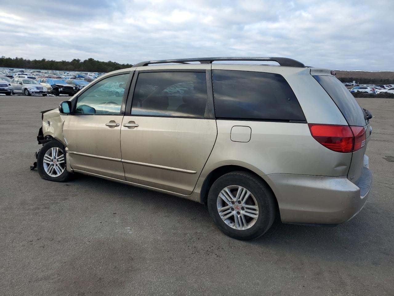 Photo 1 VIN: 5TDZA23C14S084130 - TOYOTA SIENNA 