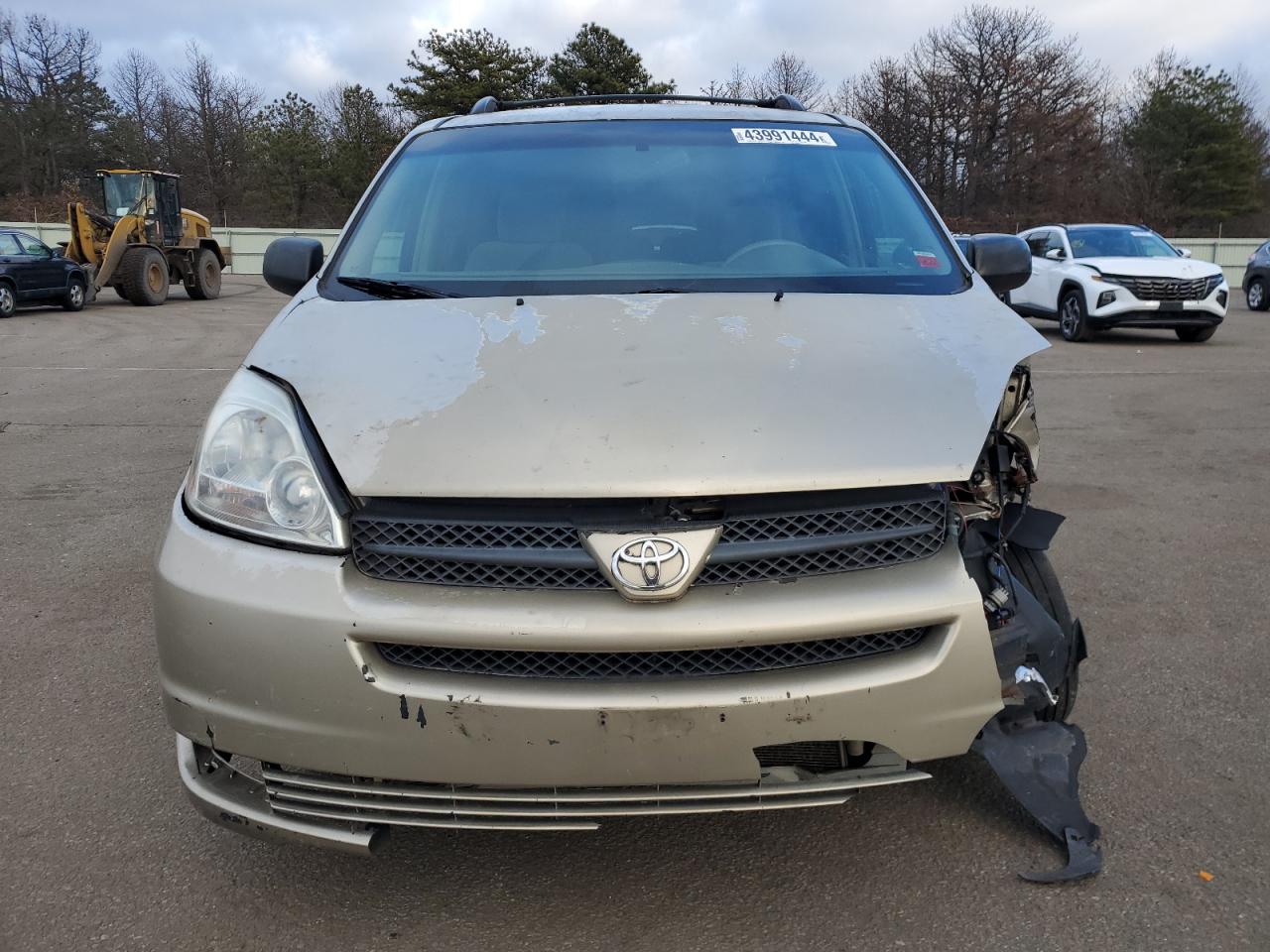 Photo 4 VIN: 5TDZA23C14S084130 - TOYOTA SIENNA 