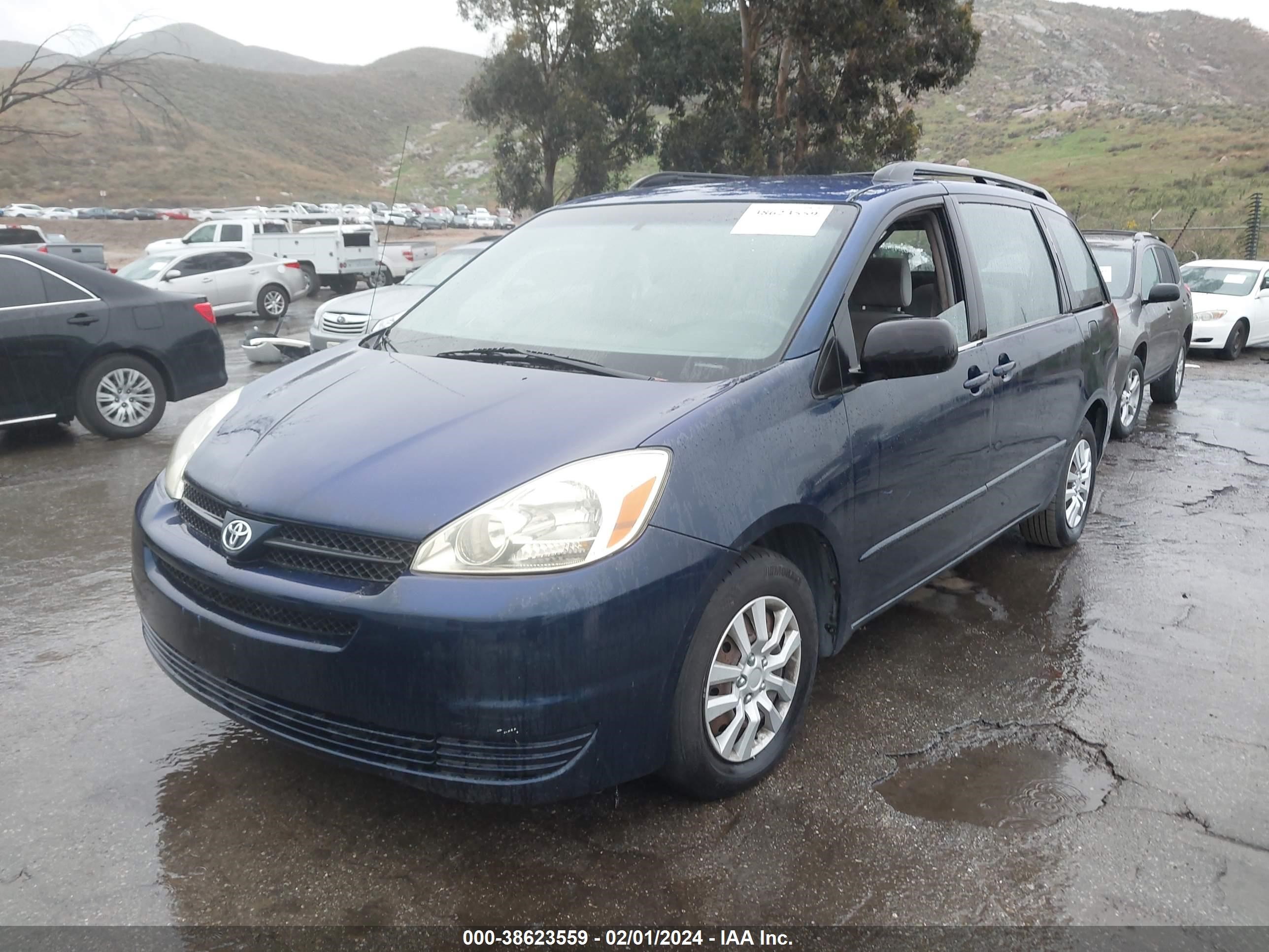 Photo 1 VIN: 5TDZA23C15S277444 - TOYOTA SIENNA 