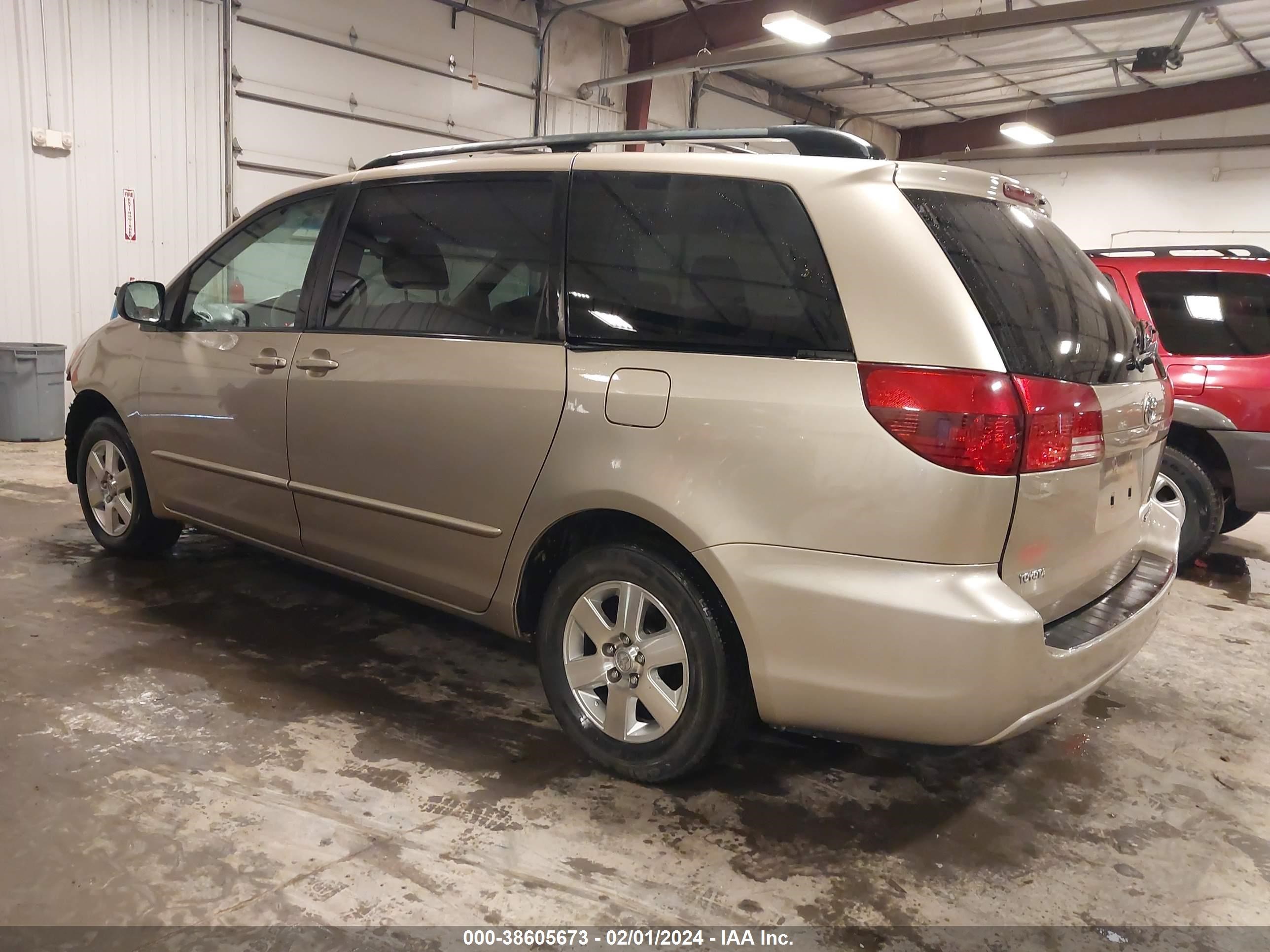 Photo 2 VIN: 5TDZA23C15S375633 - TOYOTA SIENNA 