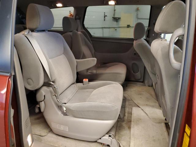 Photo 10 VIN: 5TDZA23C16S437114 - TOYOTA SIENNA CE 