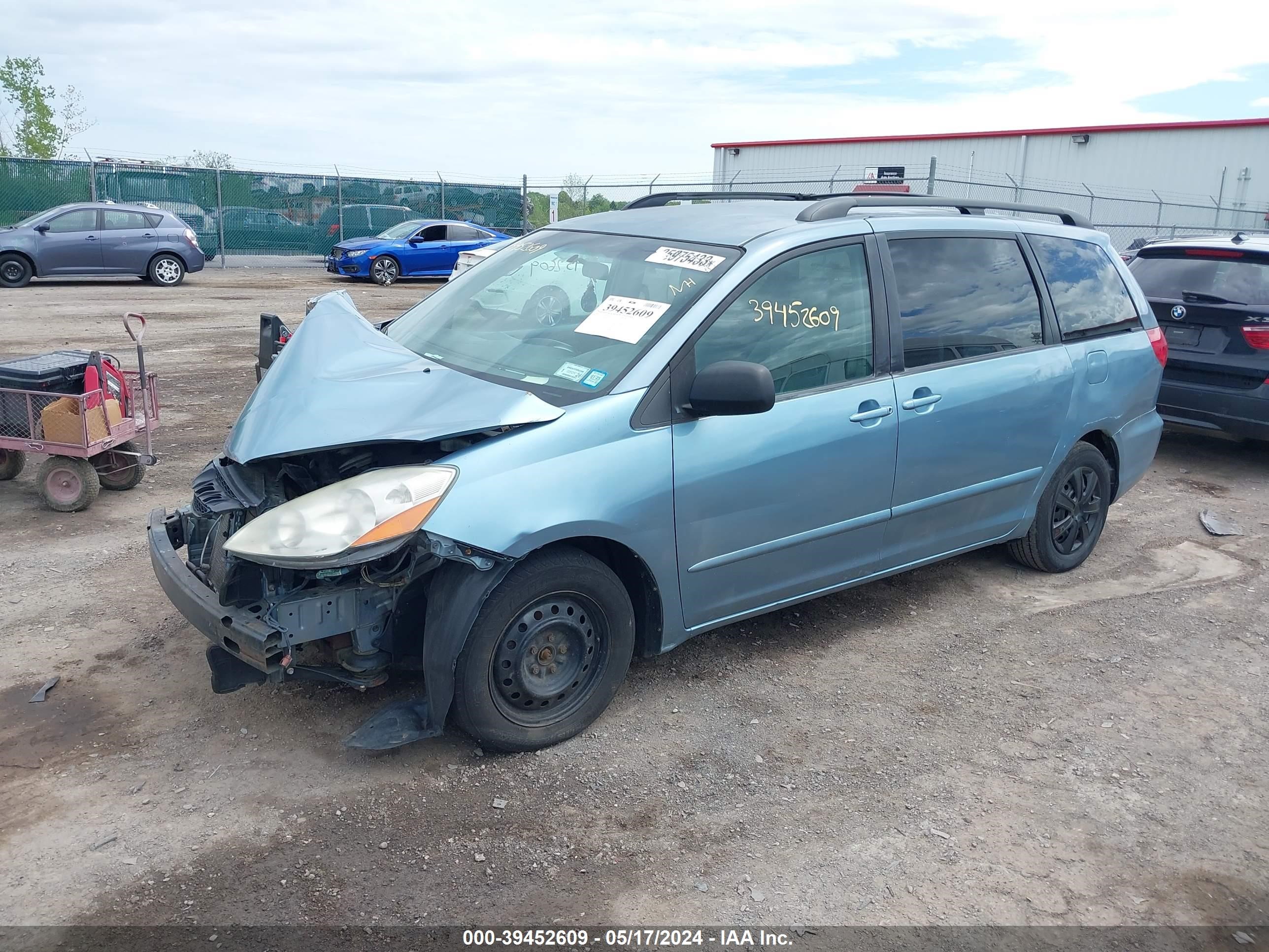 Photo 1 VIN: 5TDZA23C16S448307 - TOYOTA SIENNA 