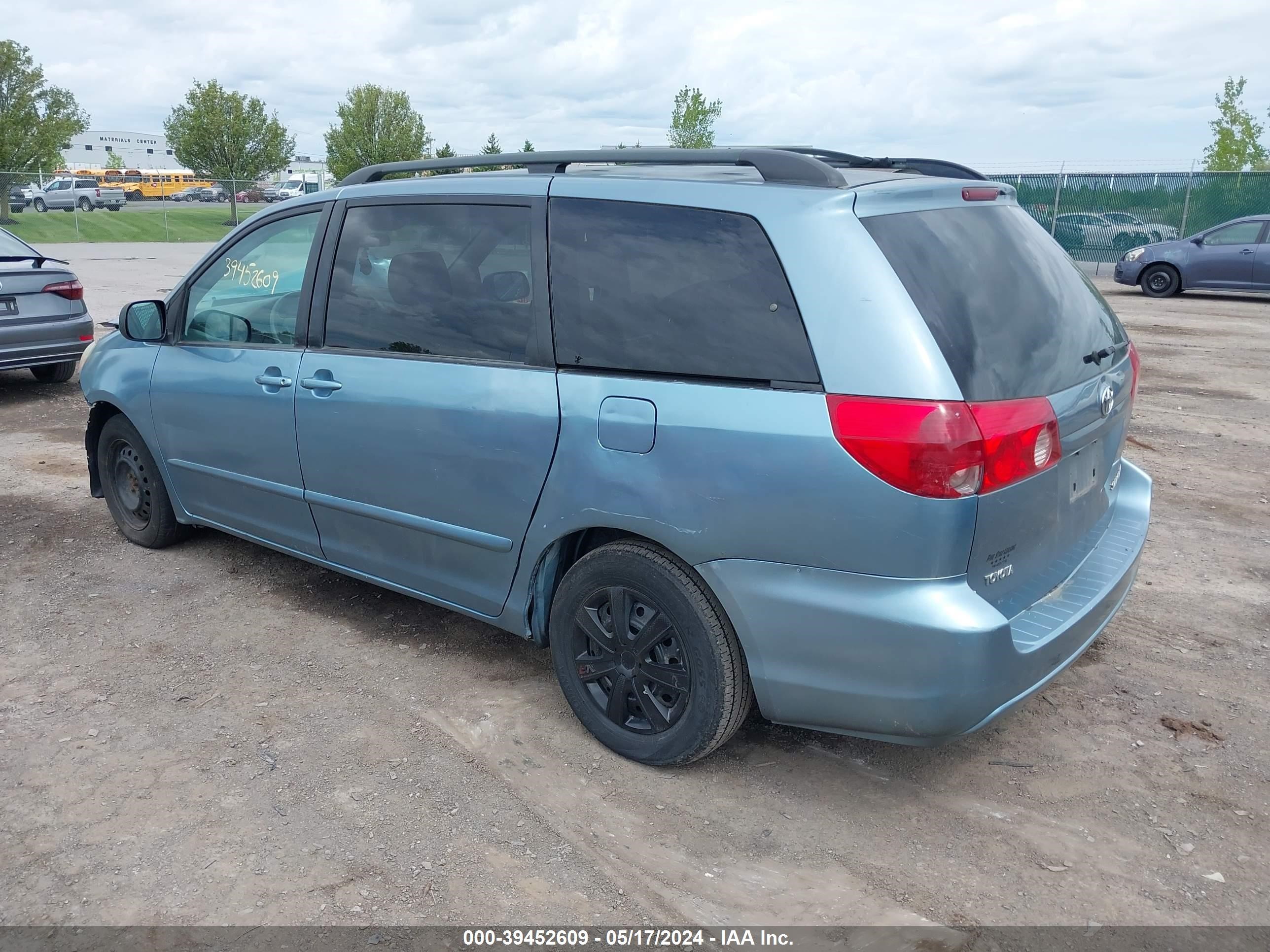 Photo 2 VIN: 5TDZA23C16S448307 - TOYOTA SIENNA 