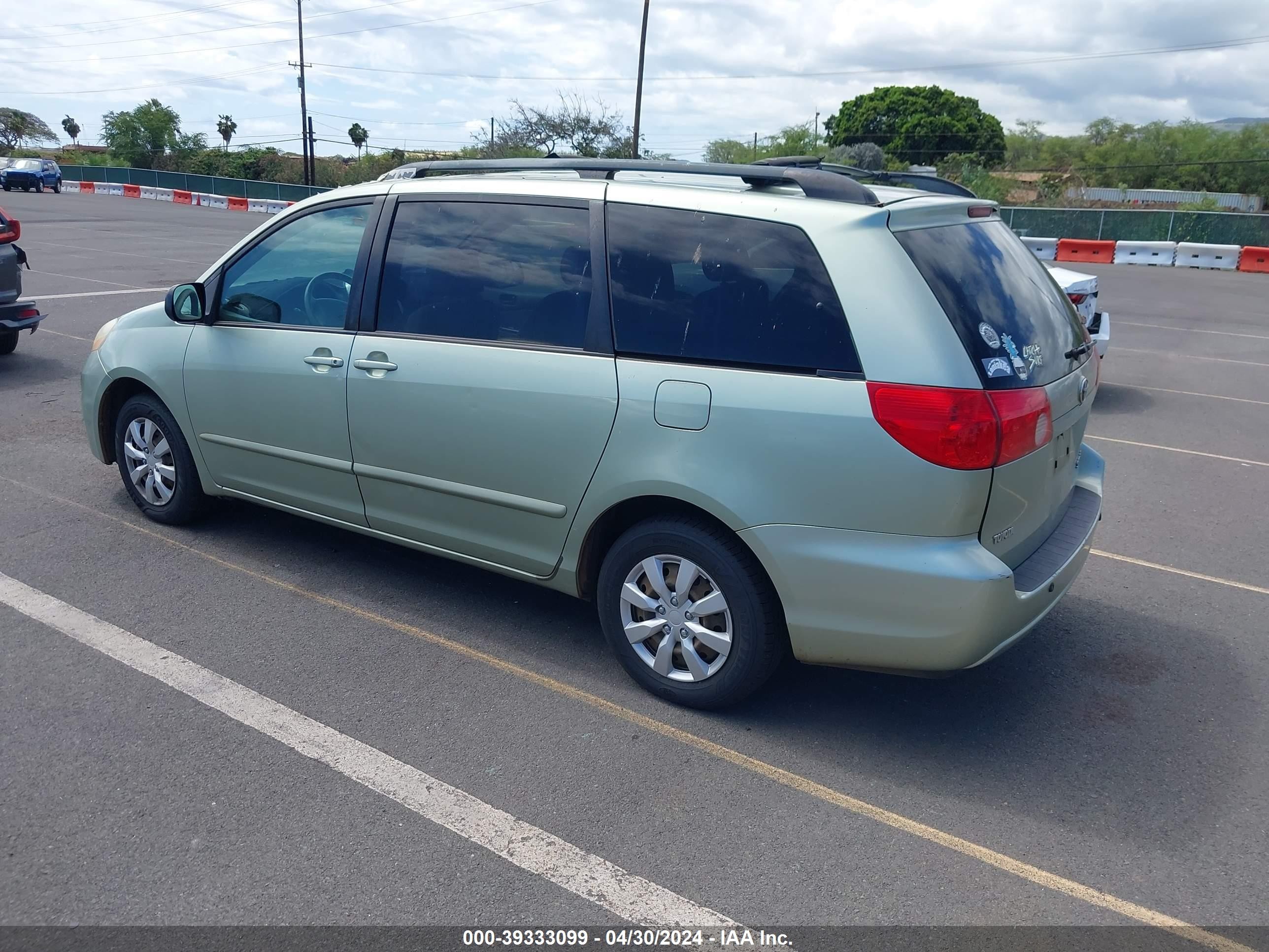 Photo 2 VIN: 5TDZA23C16S451417 - TOYOTA SIENNA 