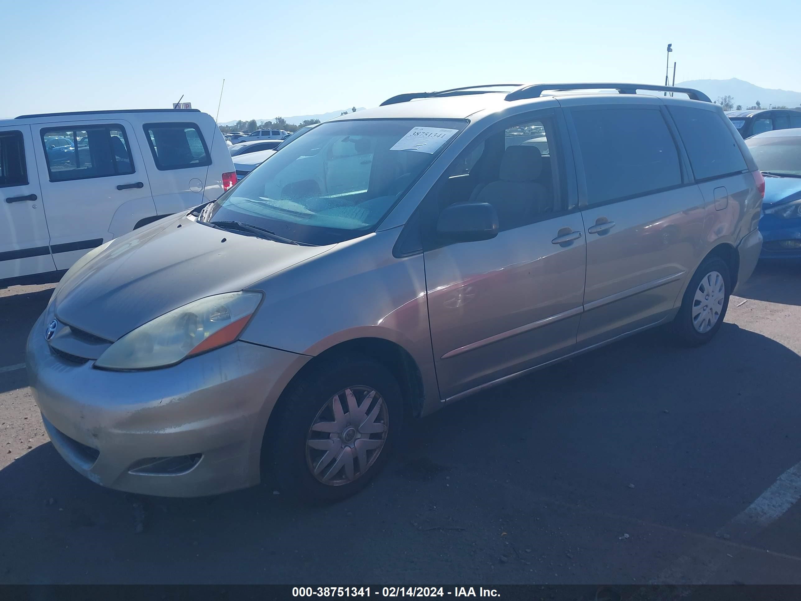 Photo 1 VIN: 5TDZA23C16S465169 - TOYOTA SIENNA 