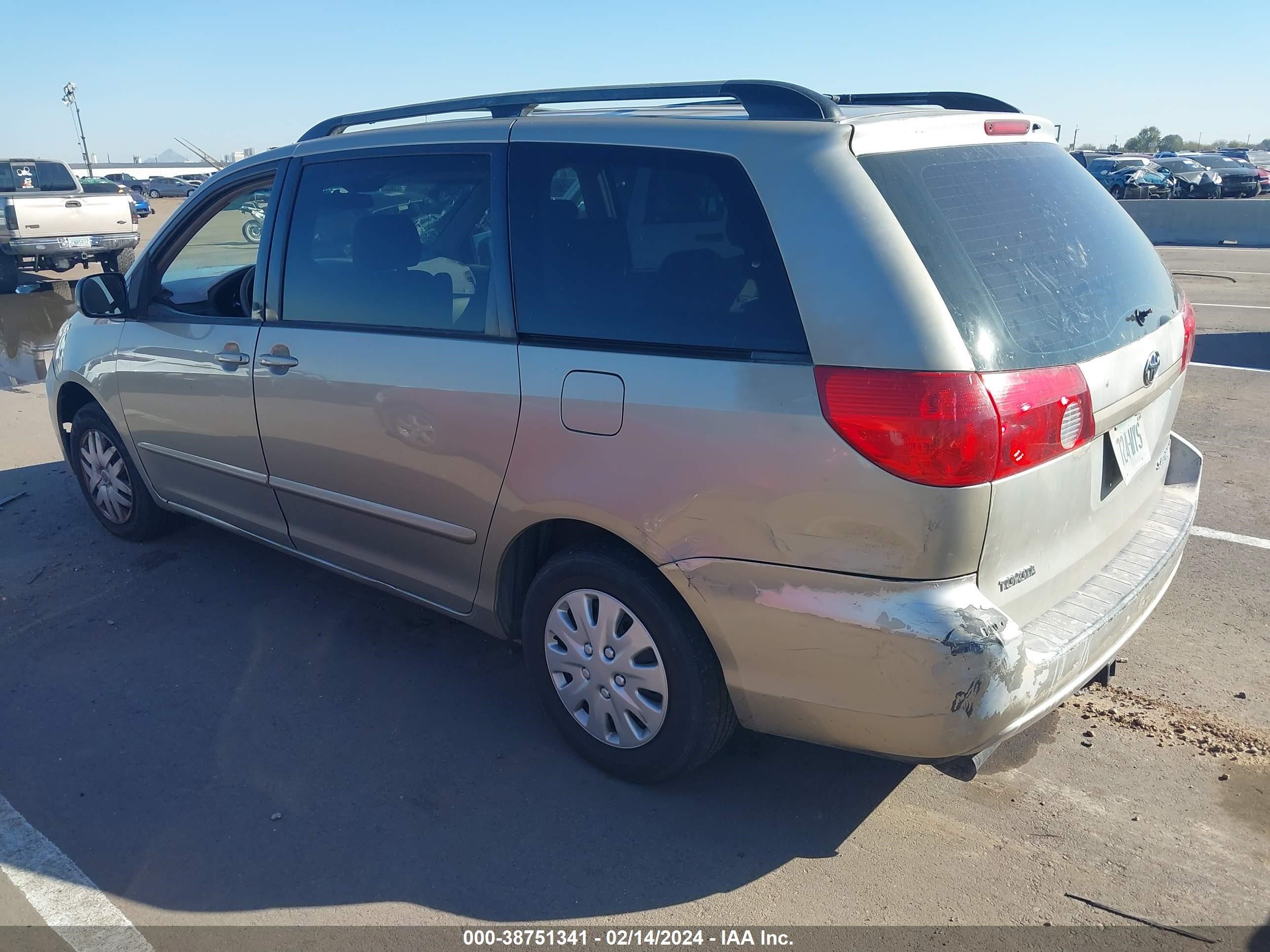 Photo 2 VIN: 5TDZA23C16S465169 - TOYOTA SIENNA 