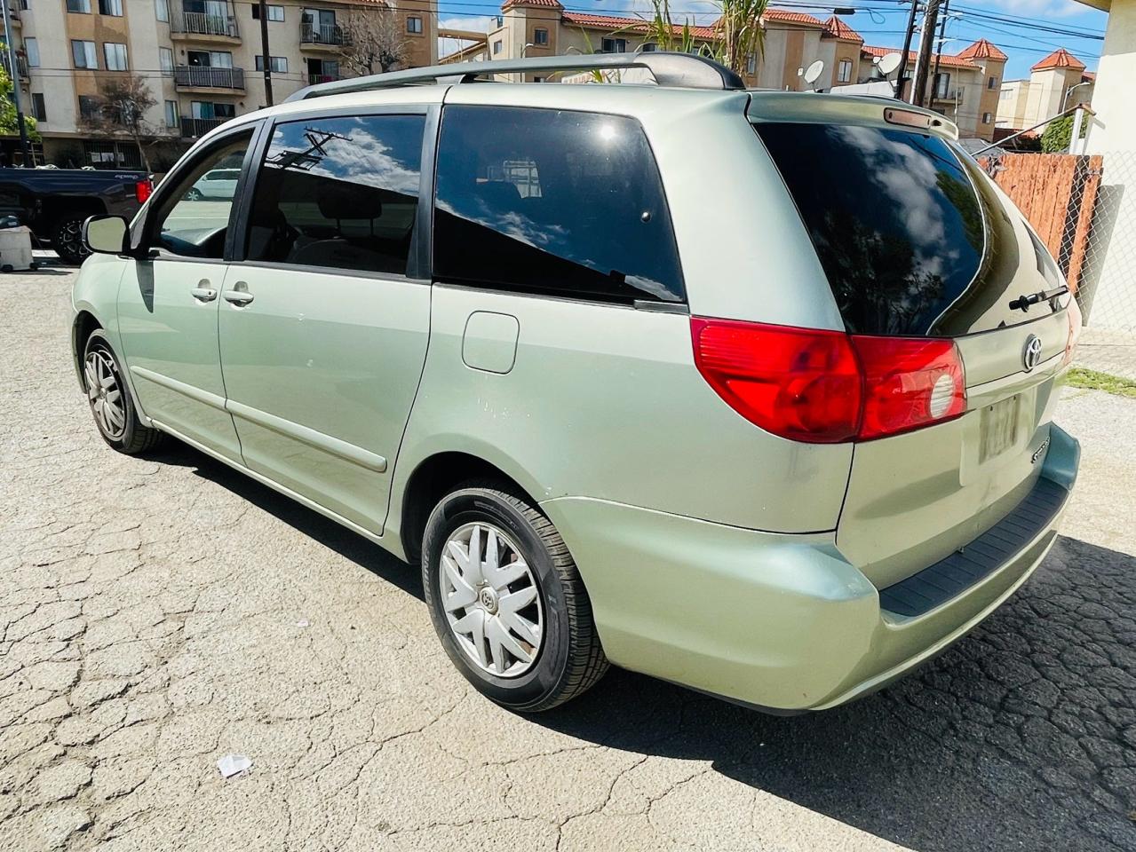 Photo 2 VIN: 5TDZA23C16S489200 - TOYOTA SIENNA CE 