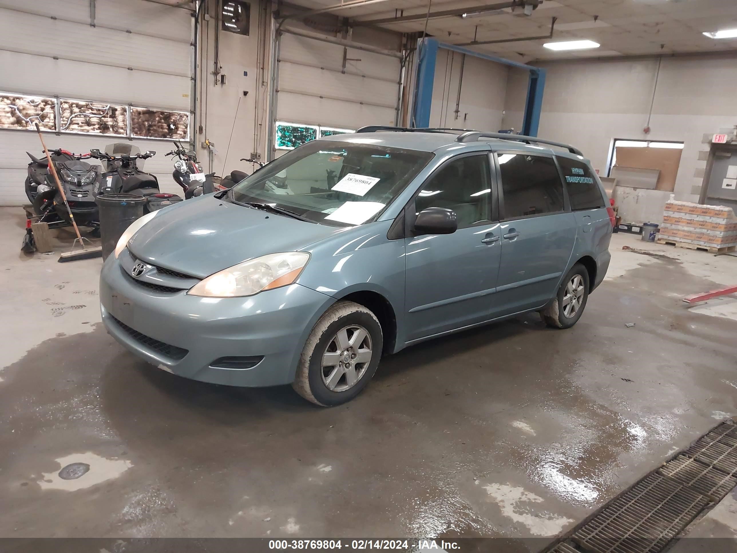 Photo 1 VIN: 5TDZA23C16S526861 - TOYOTA SIENNA 