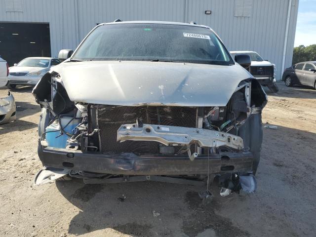 Photo 4 VIN: 5TDZA23C16S569421 - TOYOTA ALL MODELS 