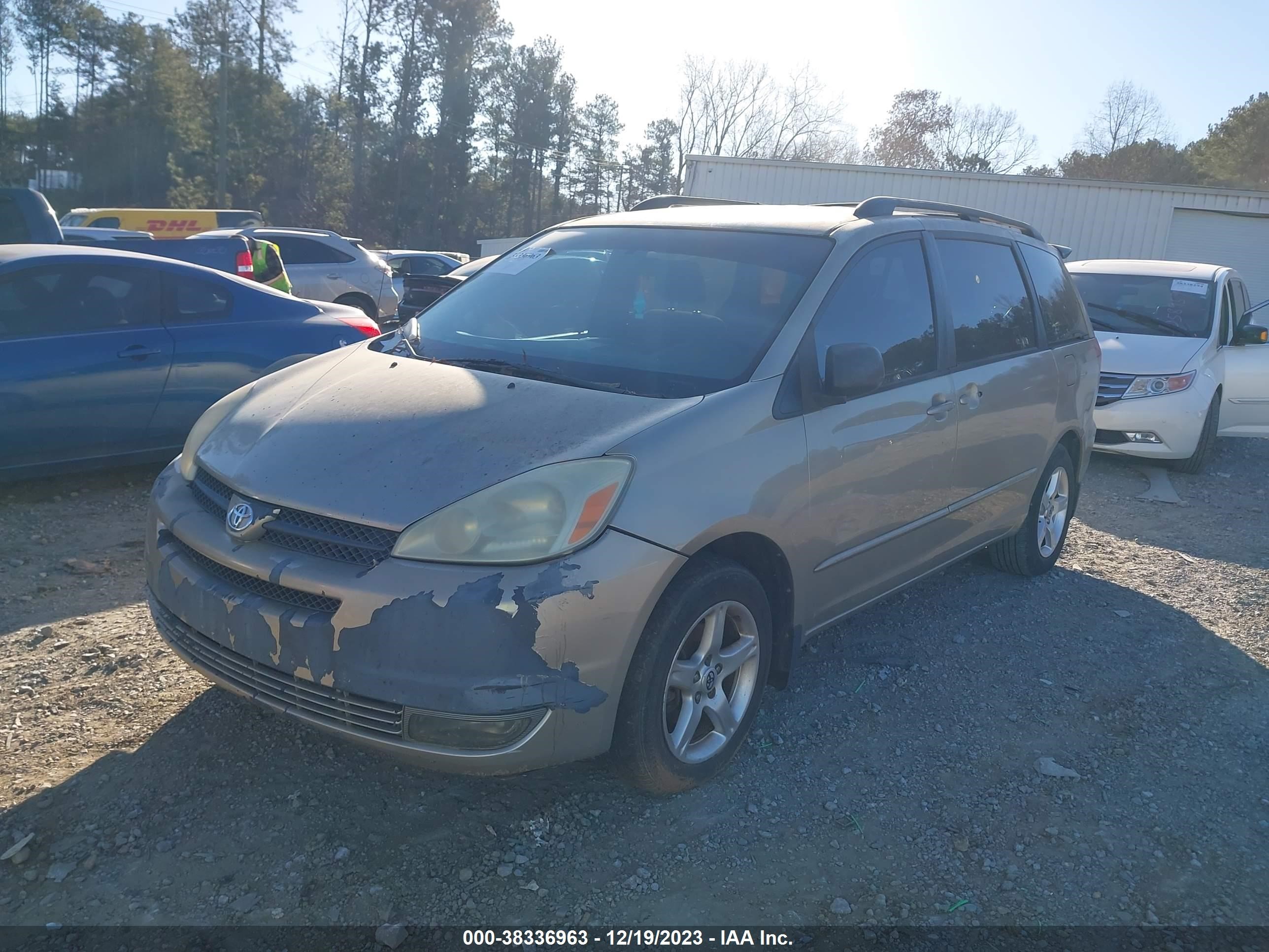 Photo 1 VIN: 5TDZA23C24S080233 - TOYOTA SIENNA 