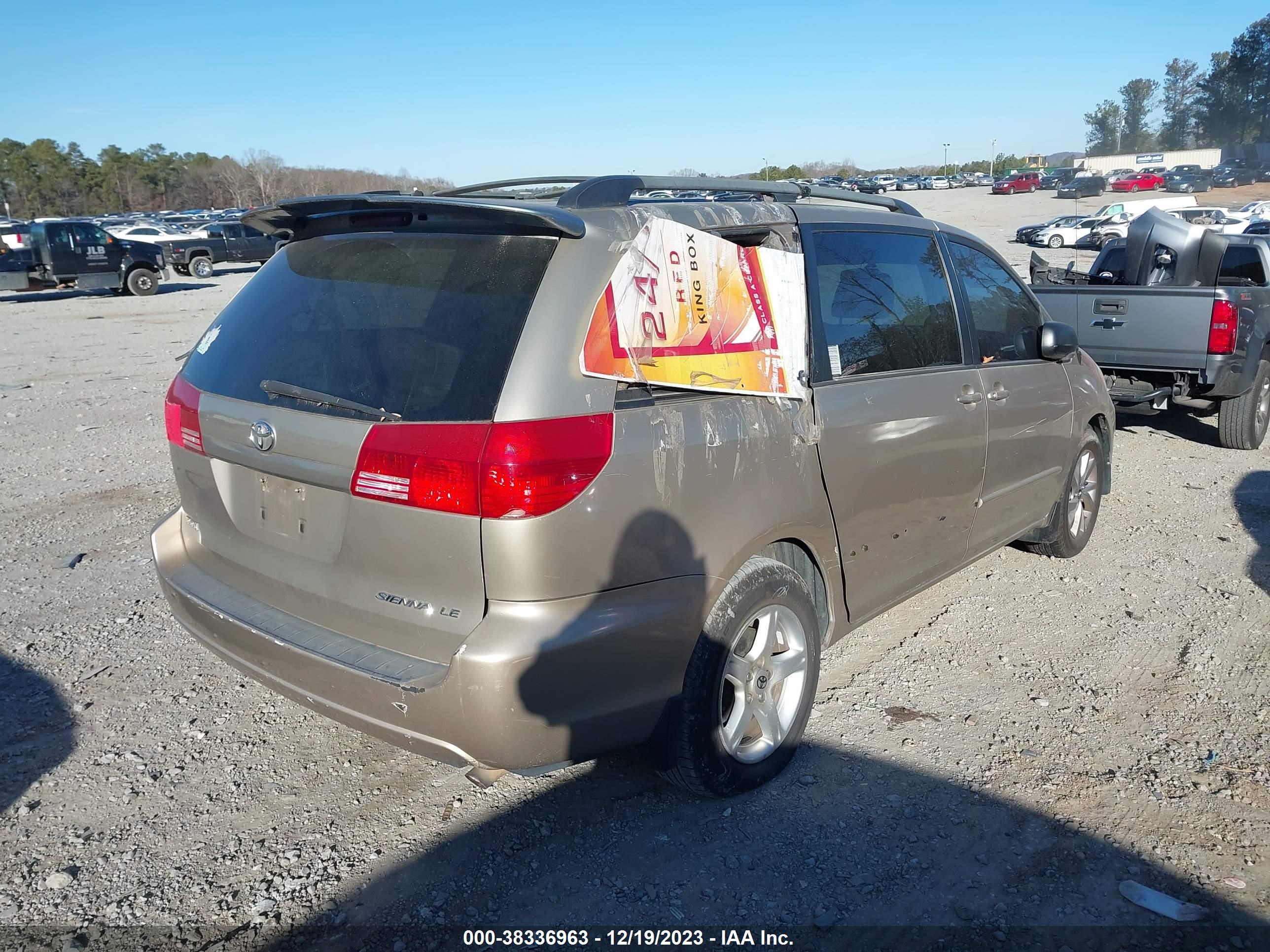 Photo 3 VIN: 5TDZA23C24S080233 - TOYOTA SIENNA 