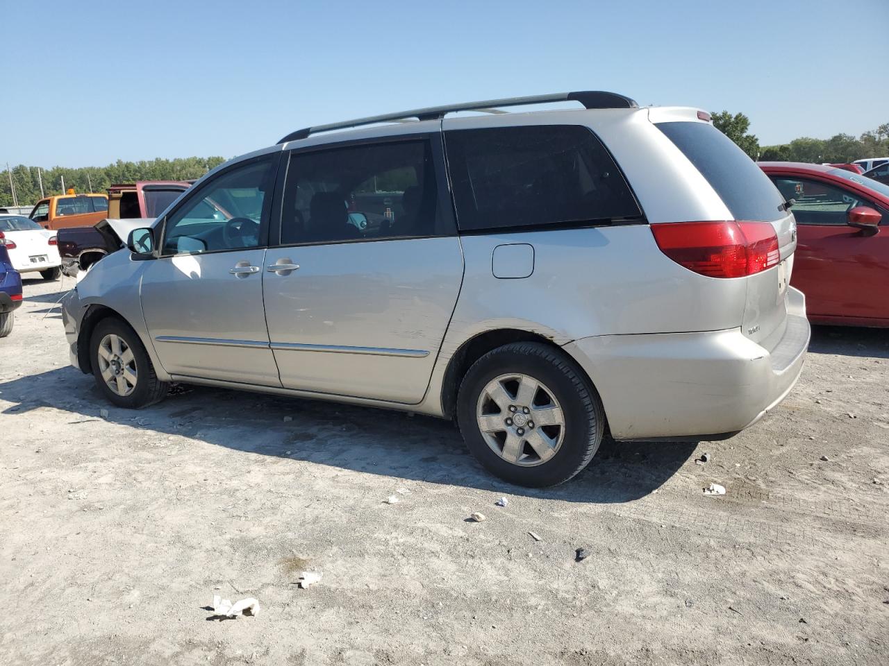 Photo 1 VIN: 5TDZA23C24S085352 - TOYOTA SIENNA 