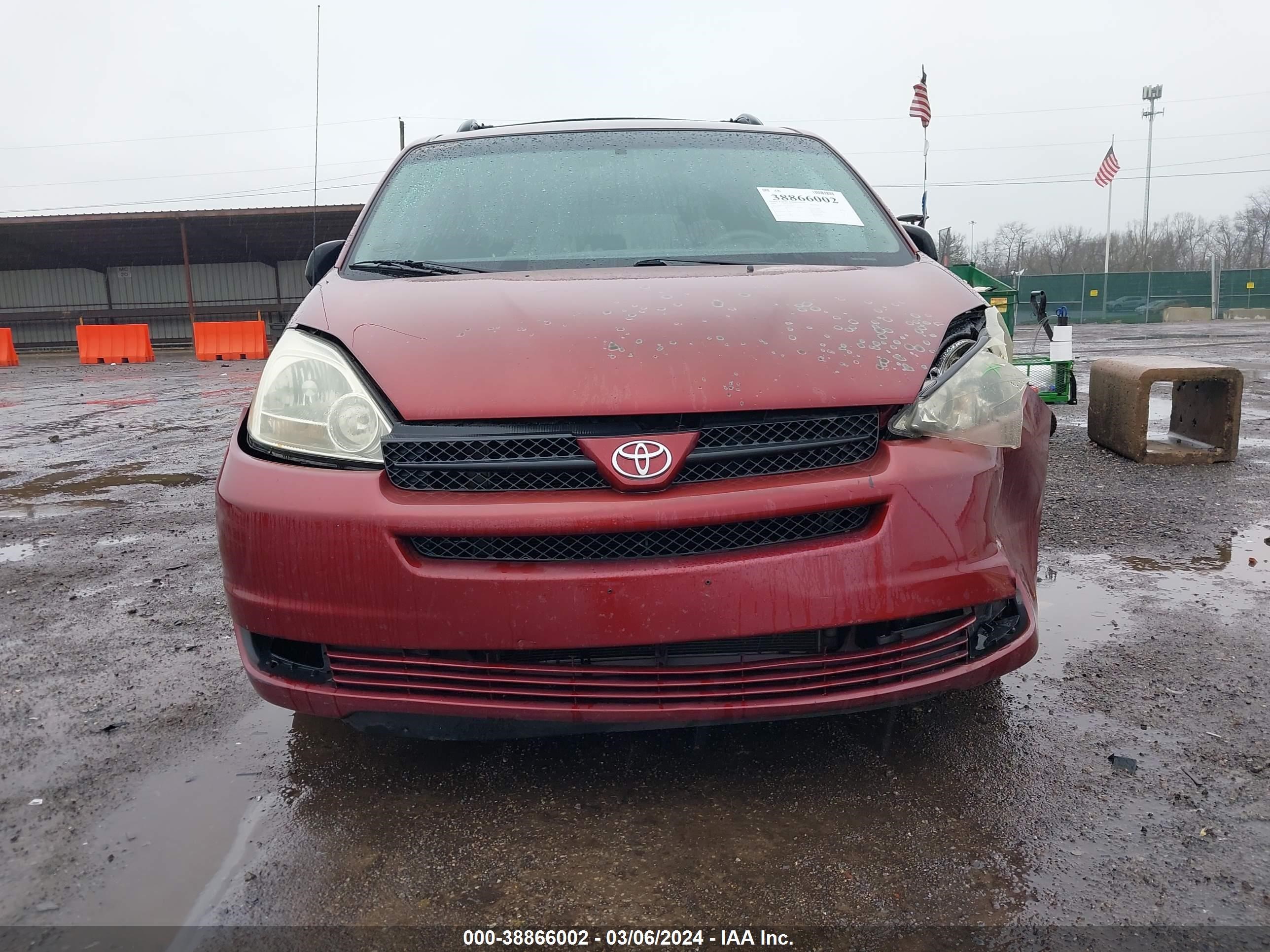 Photo 5 VIN: 5TDZA23C24S158414 - TOYOTA SIENNA 