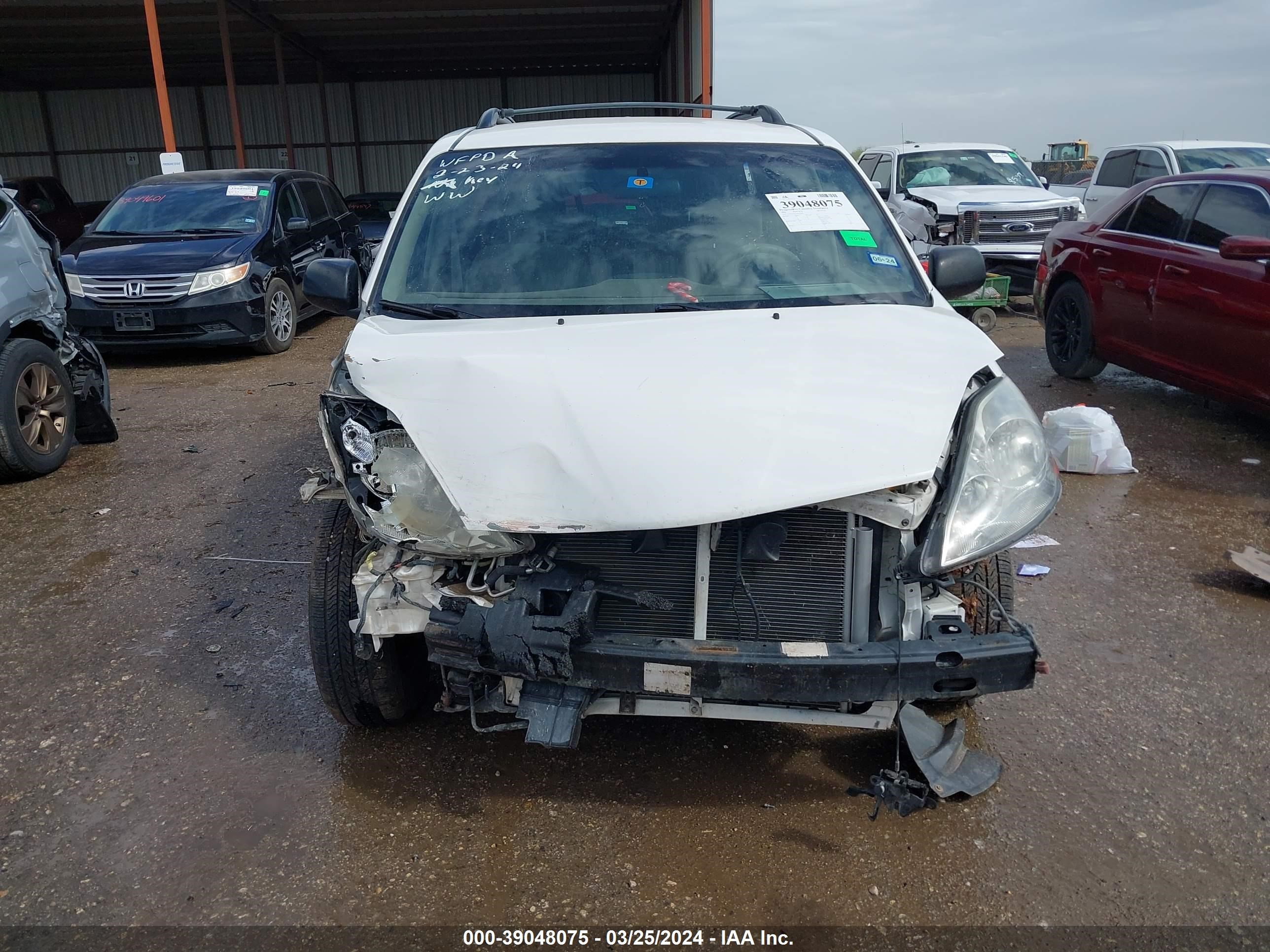 Photo 5 VIN: 5TDZA23C26S390465 - TOYOTA SIENNA 