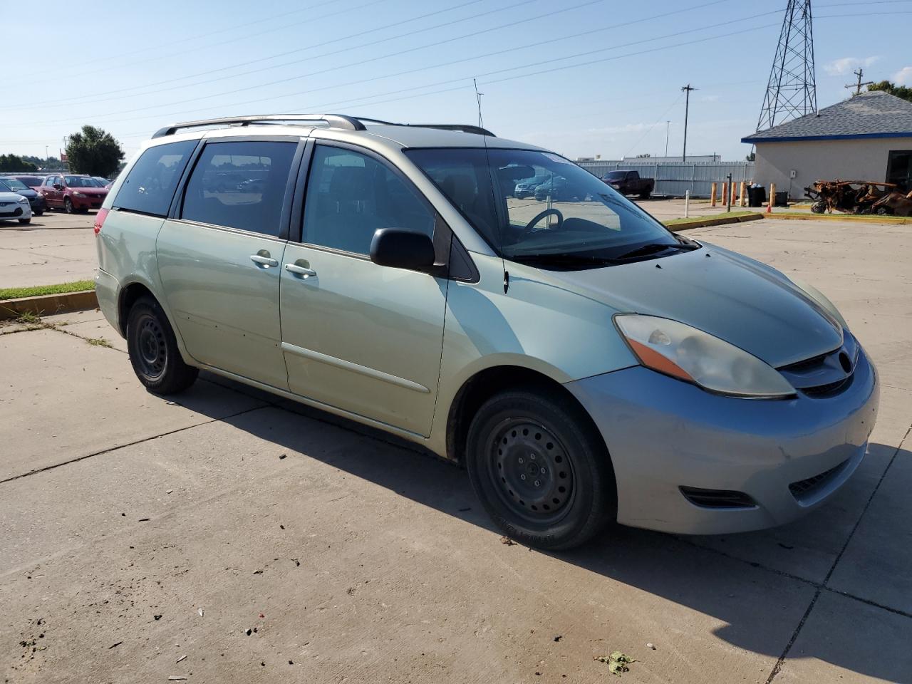 Photo 3 VIN: 5TDZA23C26S437123 - TOYOTA SIENNA 