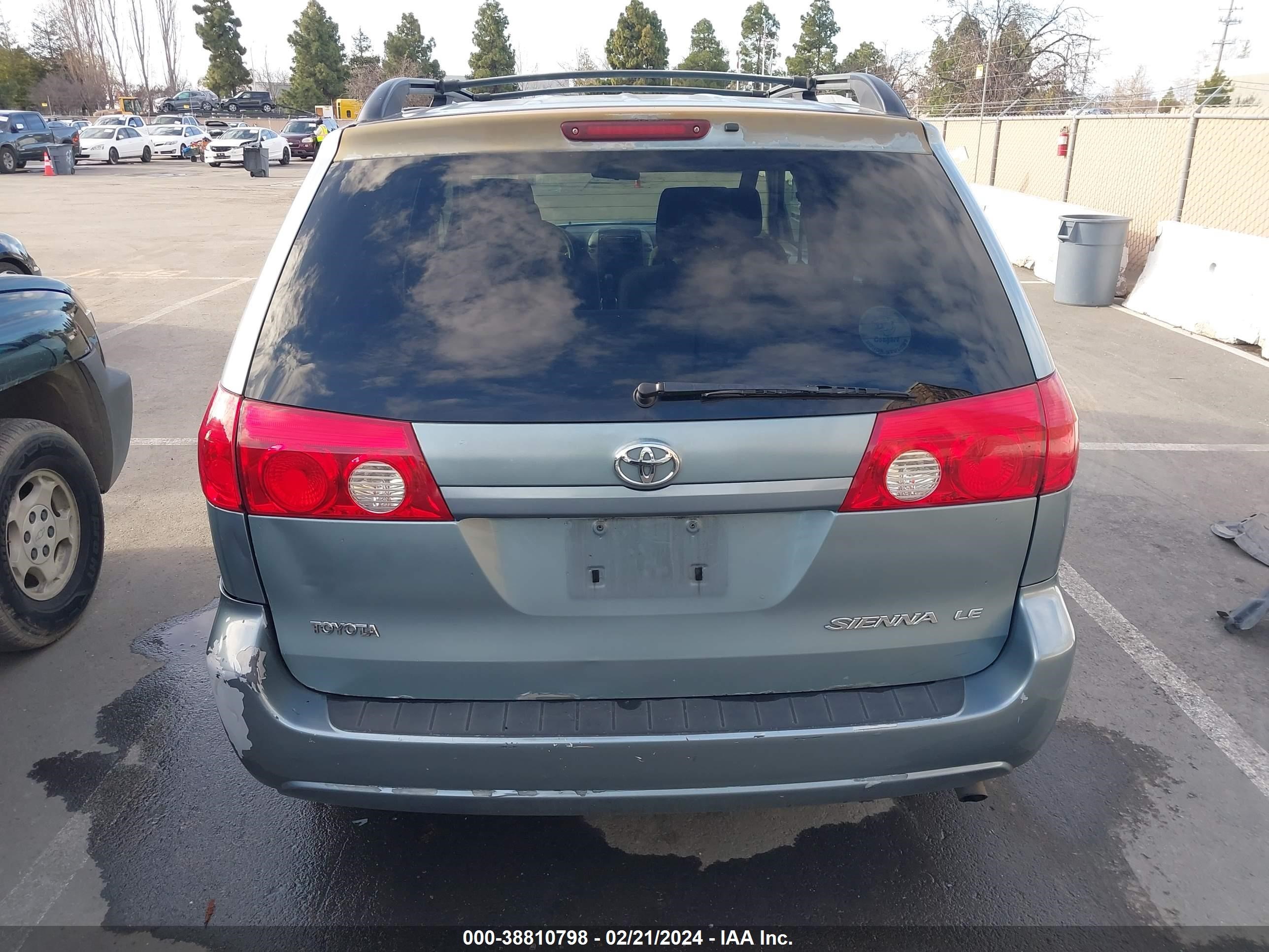 Photo 16 VIN: 5TDZA23C26S440667 - TOYOTA SIENNA 