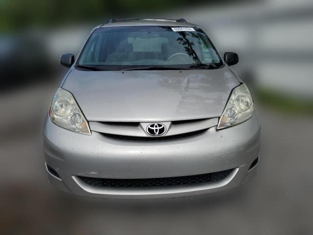 Photo 4 VIN: 5TDZA23C26S457145 - TOYOTA SIENNA LE 