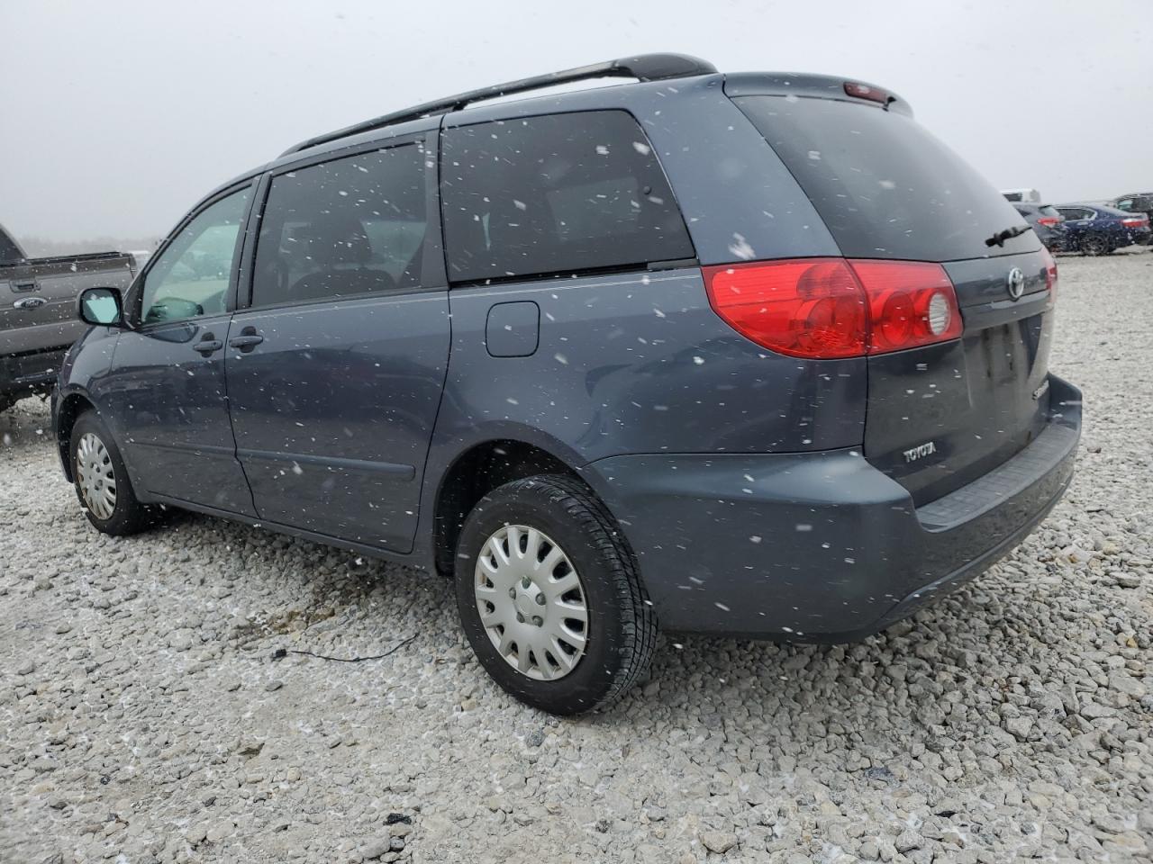 Photo 1 VIN: 5TDZA23C26S496480 - TOYOTA SIENNA 