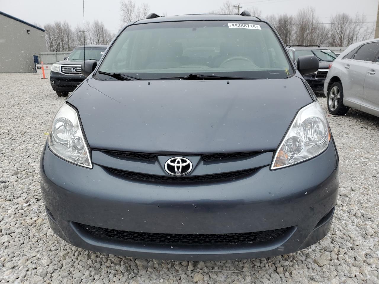 Photo 4 VIN: 5TDZA23C26S496480 - TOYOTA SIENNA 