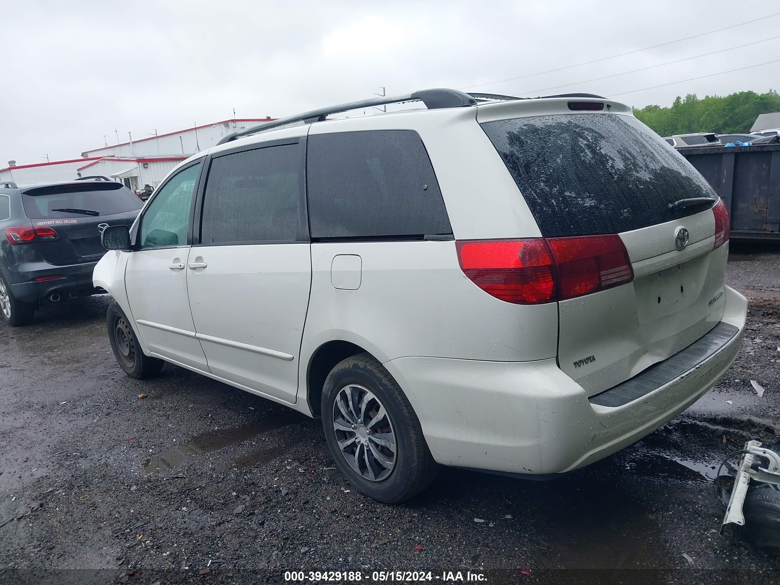 Photo 2 VIN: 5TDZA23C34S191180 - TOYOTA SIENNA 