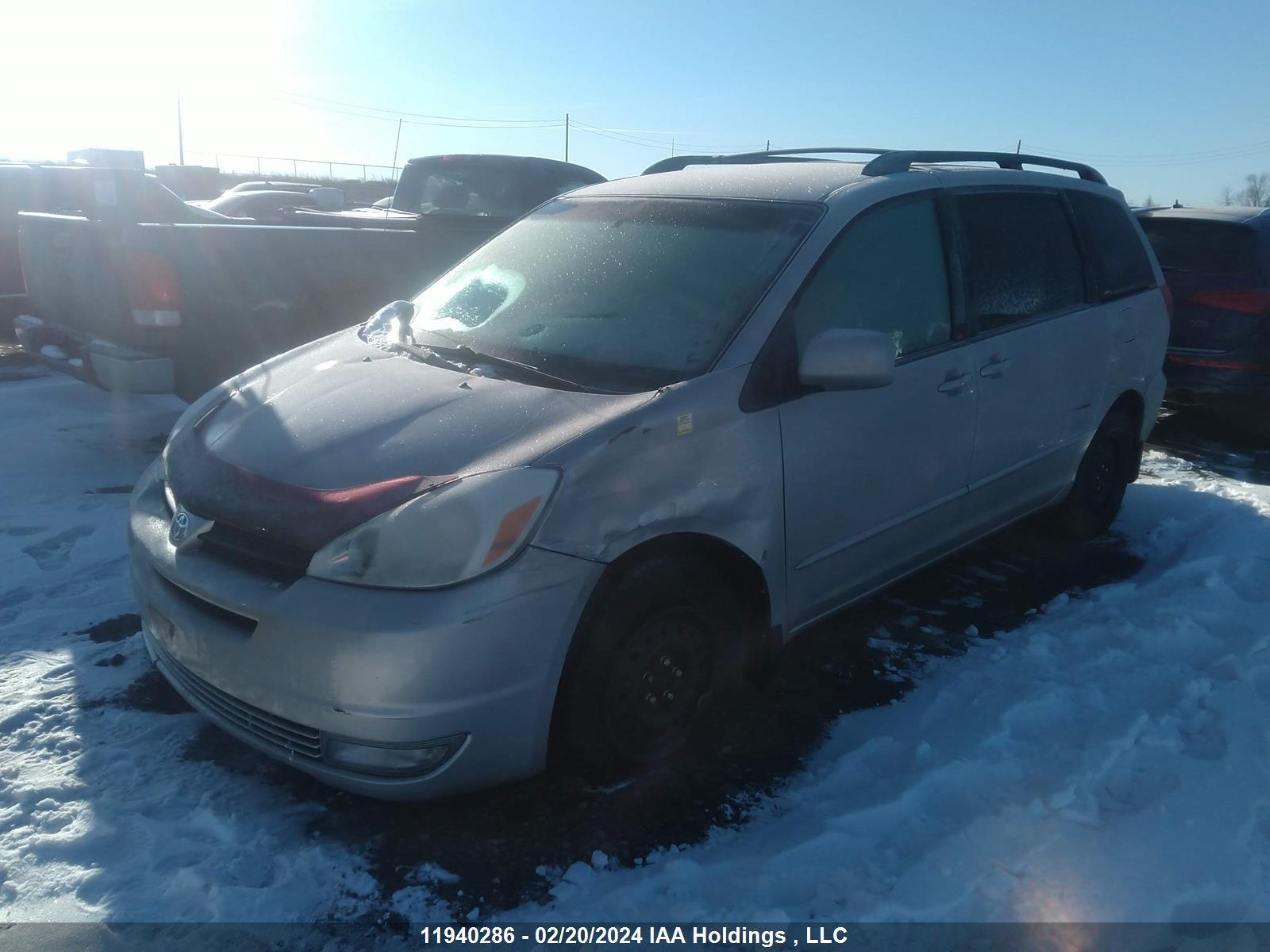 Photo 1 VIN: 5TDZA23C34S205708 - TOYOTA SIENNA 