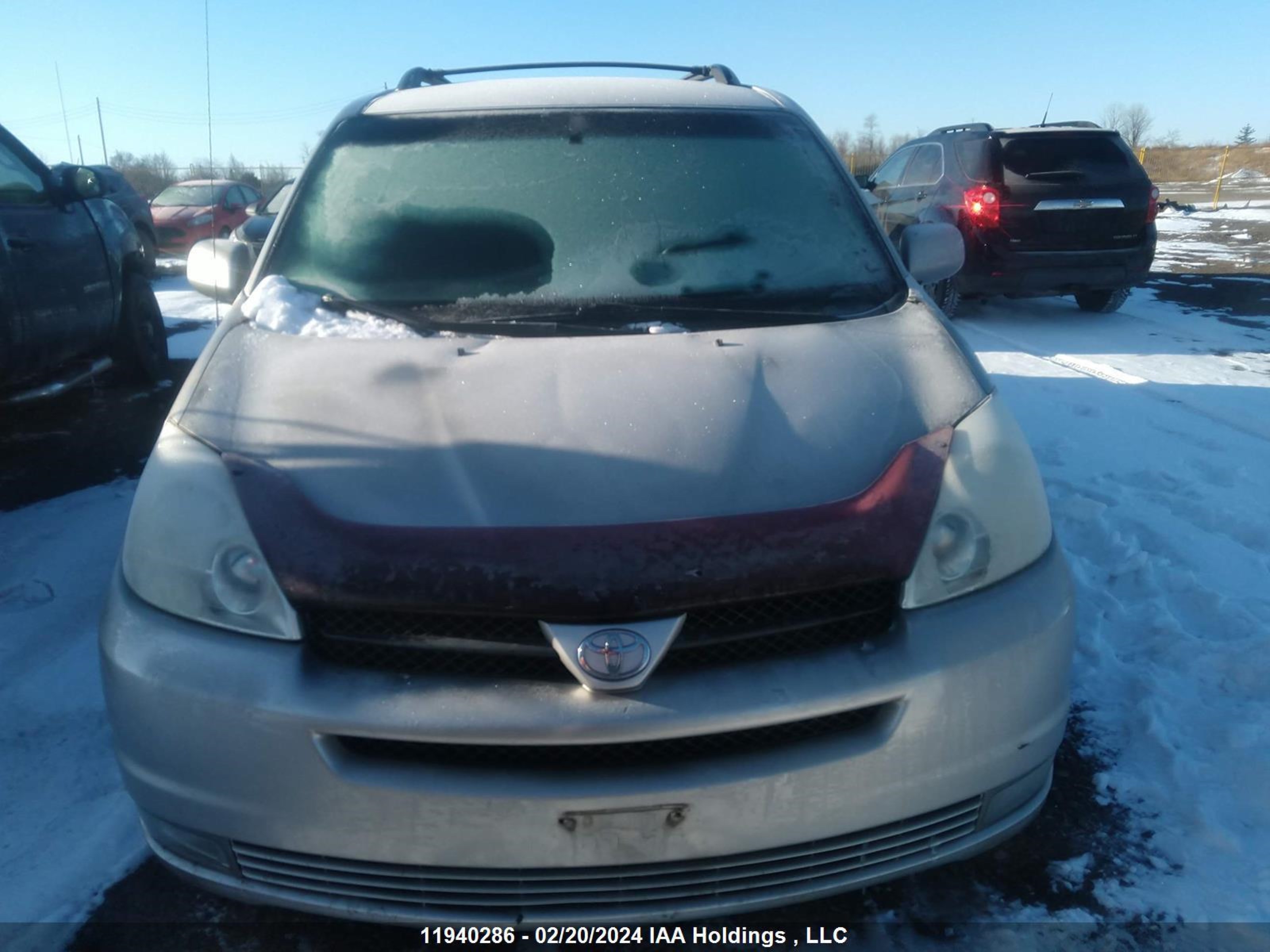 Photo 11 VIN: 5TDZA23C34S205708 - TOYOTA SIENNA 