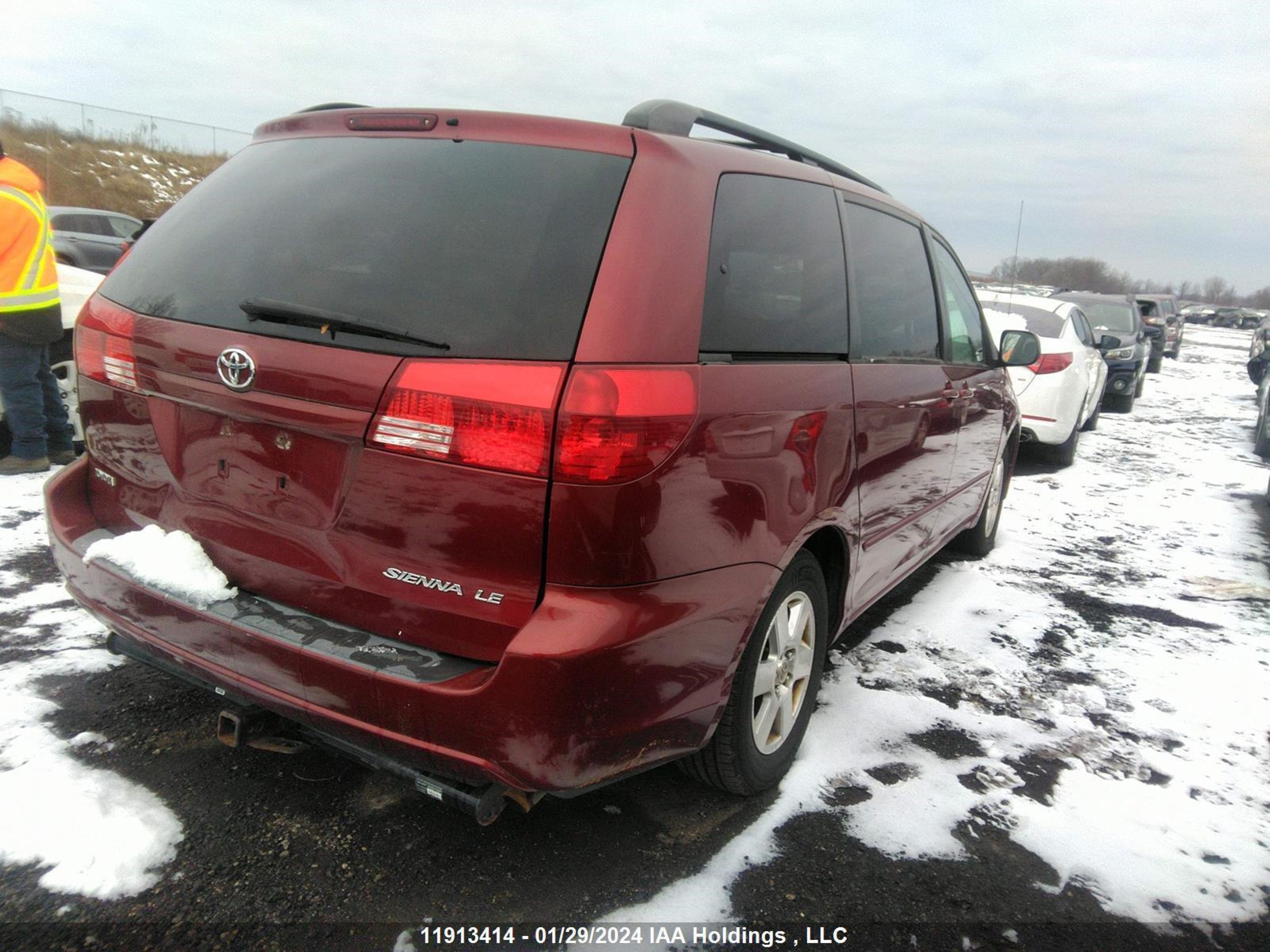 Photo 3 VIN: 5TDZA23C34S220242 - TOYOTA SIENNA 