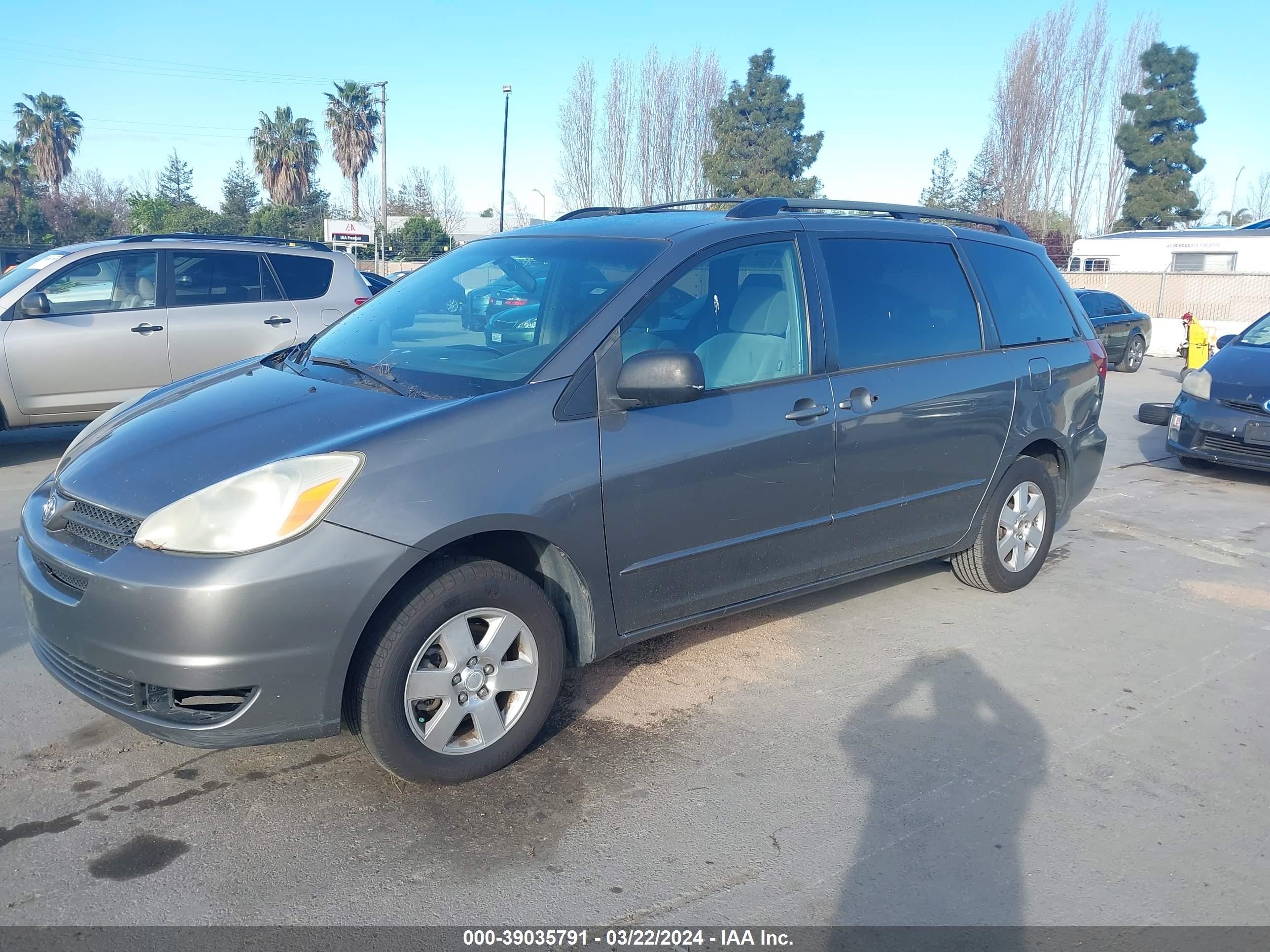 Photo 1 VIN: 5TDZA23C35S247524 - TOYOTA SIENNA 