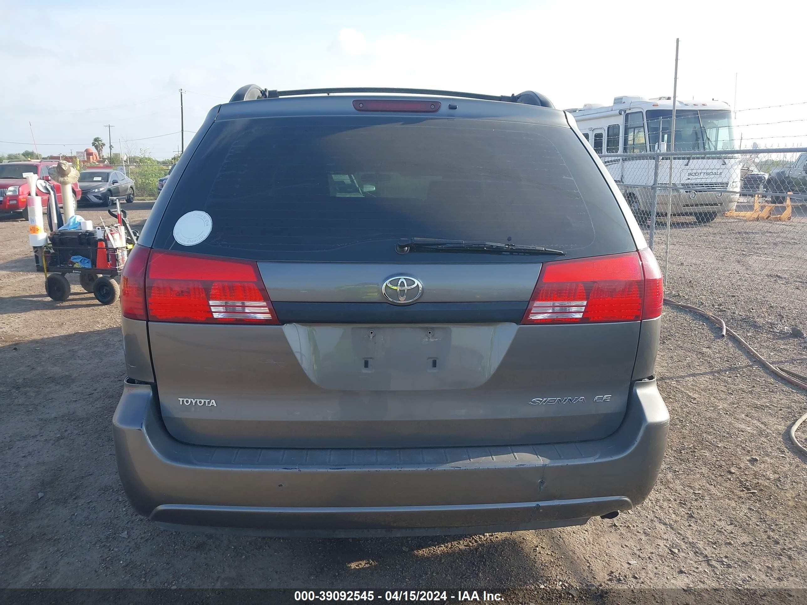 Photo 15 VIN: 5TDZA23C35S290759 - TOYOTA SIENNA 