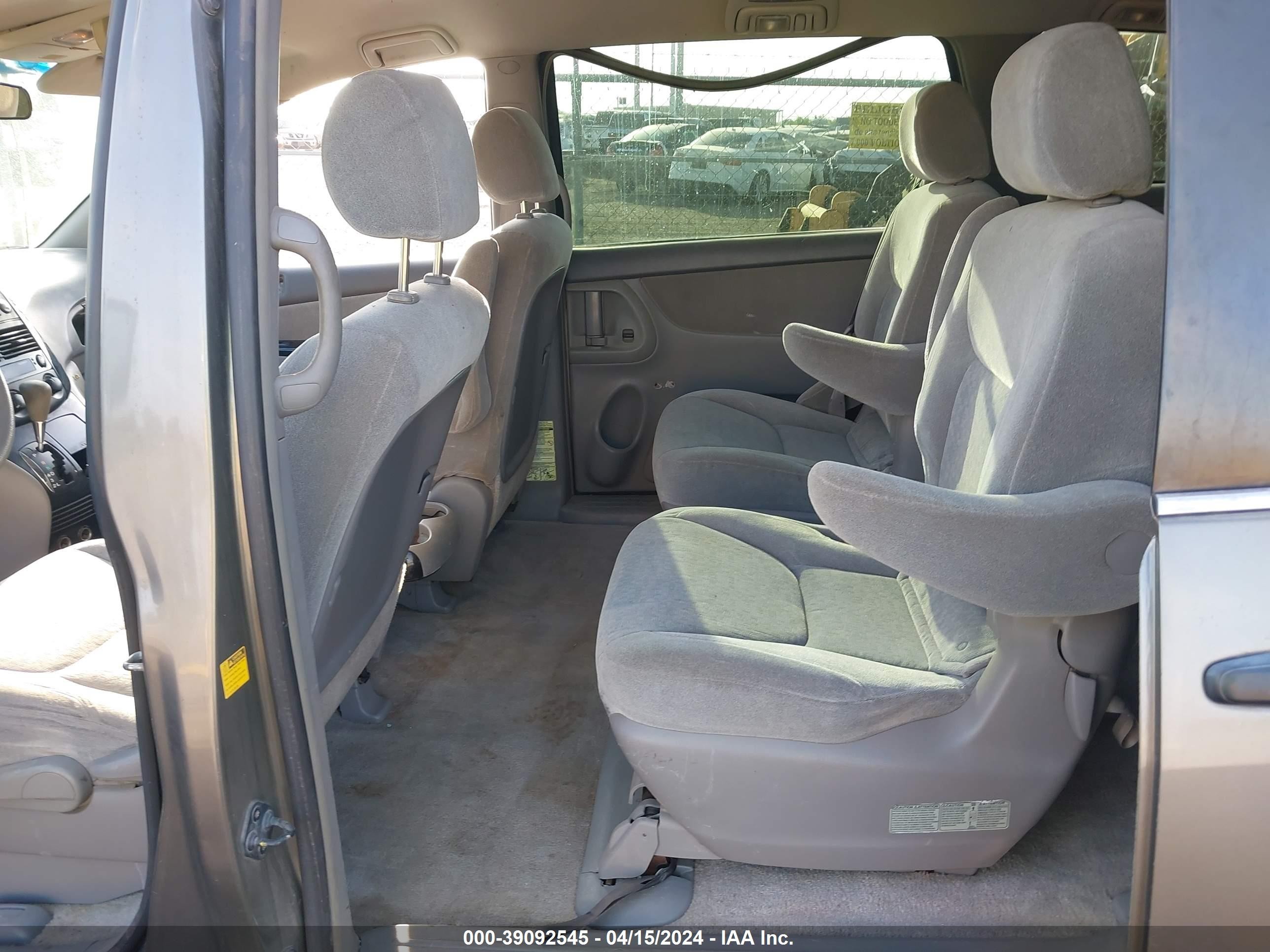 Photo 7 VIN: 5TDZA23C35S290759 - TOYOTA SIENNA 