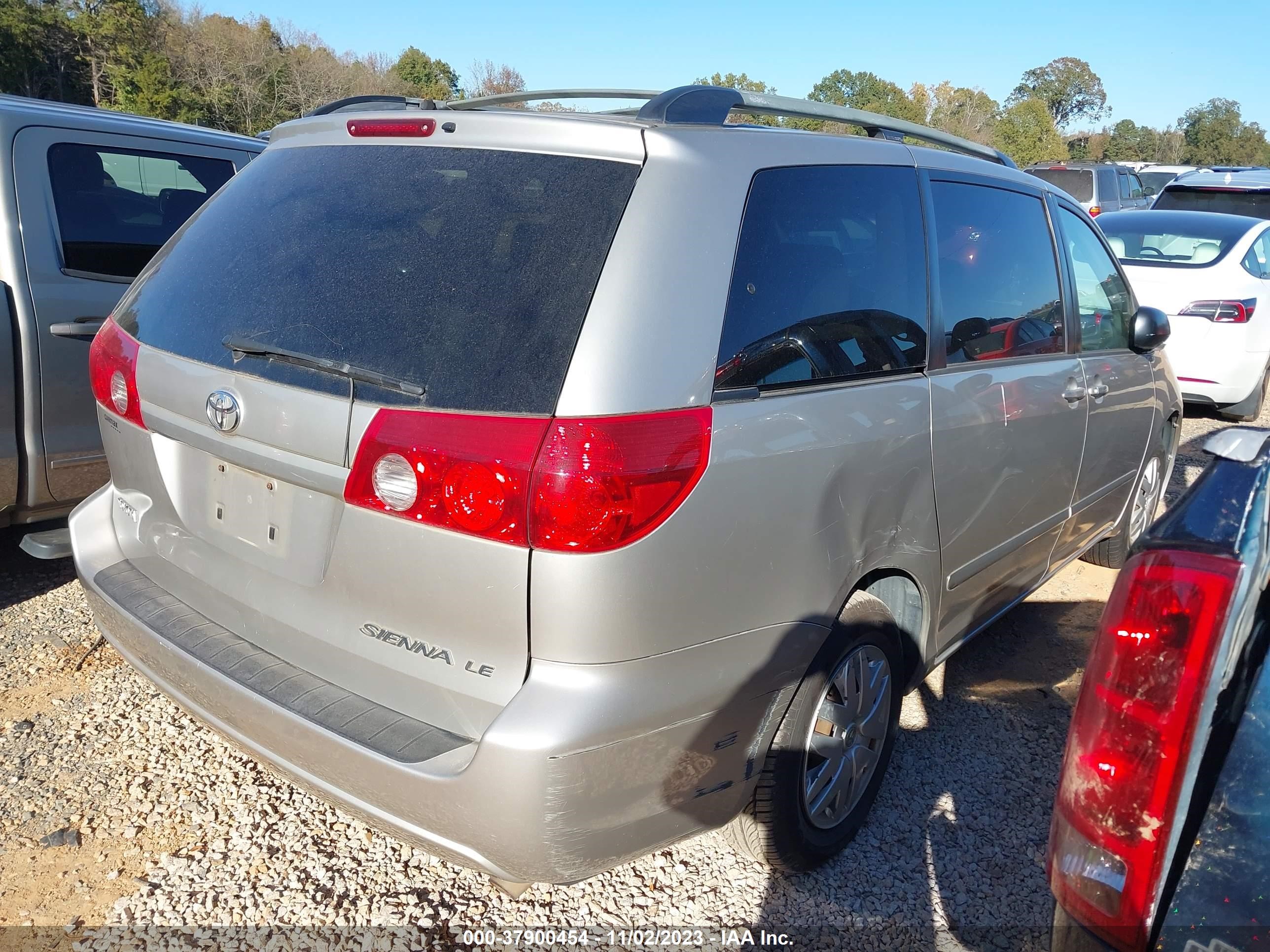 Photo 3 VIN: 5TDZA23C36S388353 - TOYOTA SIENNA 