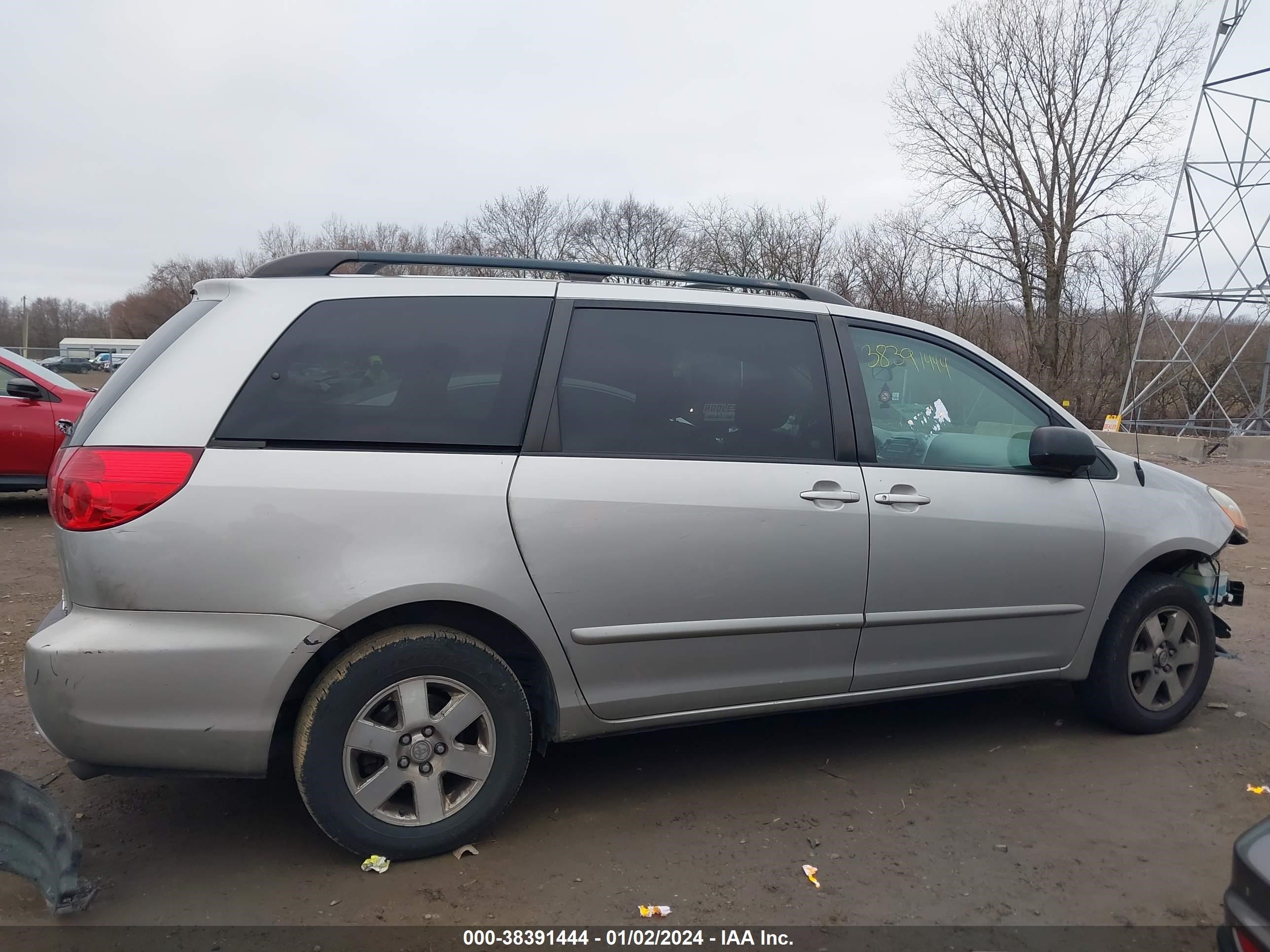 Photo 13 VIN: 5TDZA23C36S511973 - TOYOTA SIENNA 