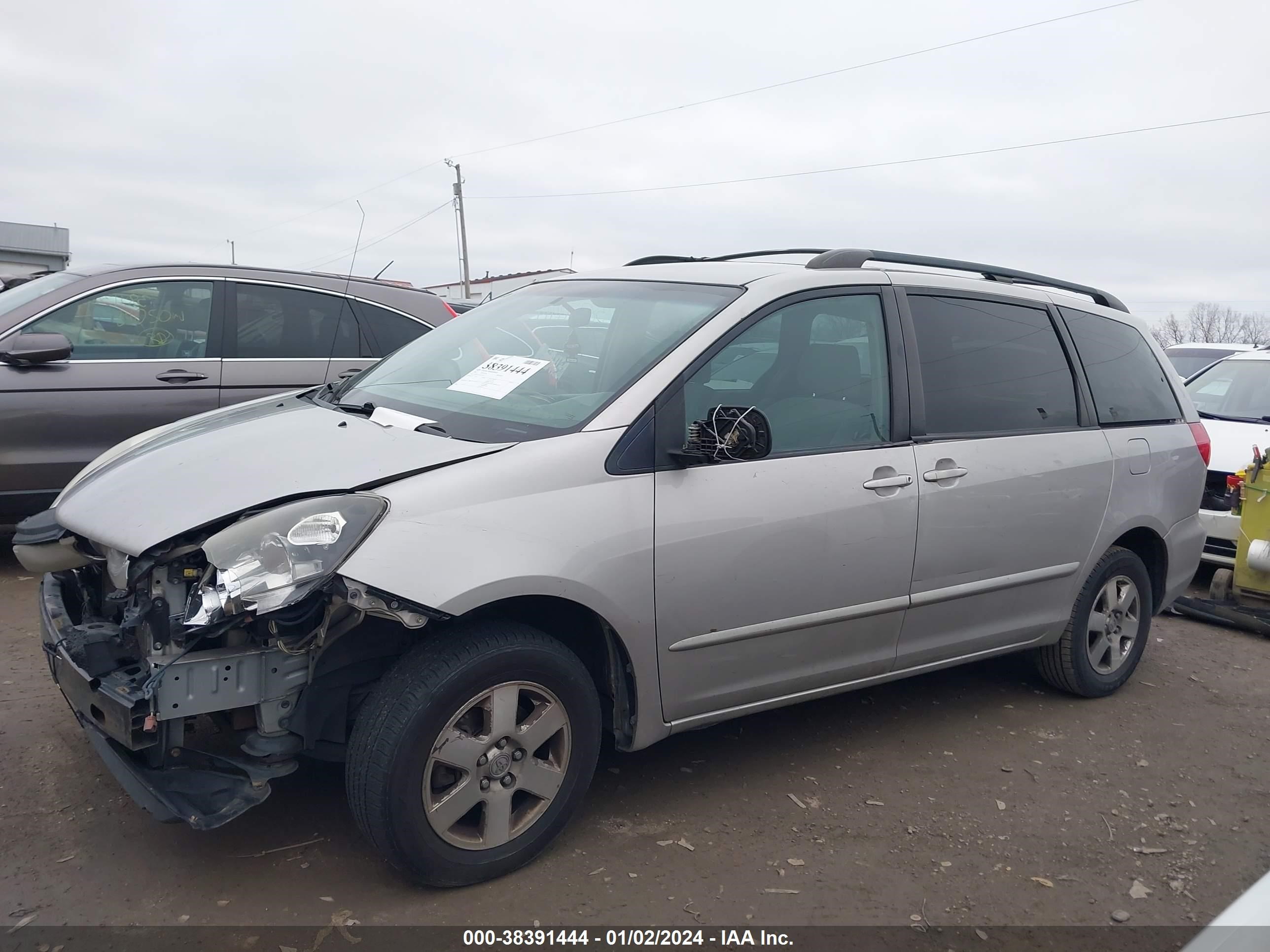 Photo 14 VIN: 5TDZA23C36S511973 - TOYOTA SIENNA 