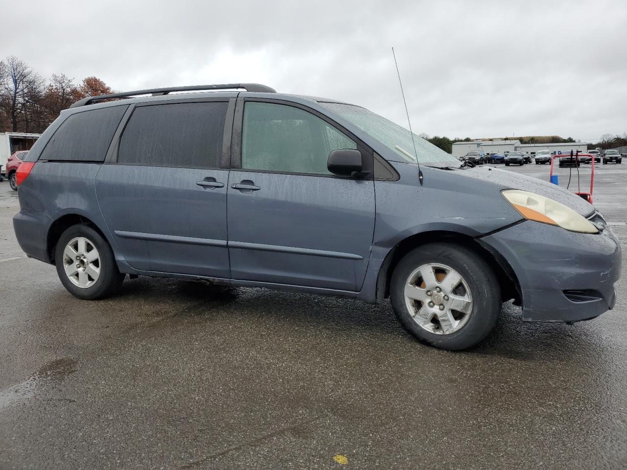 Photo 3 VIN: 5TDZA23C36S554872 - TOYOTA SIENNA 