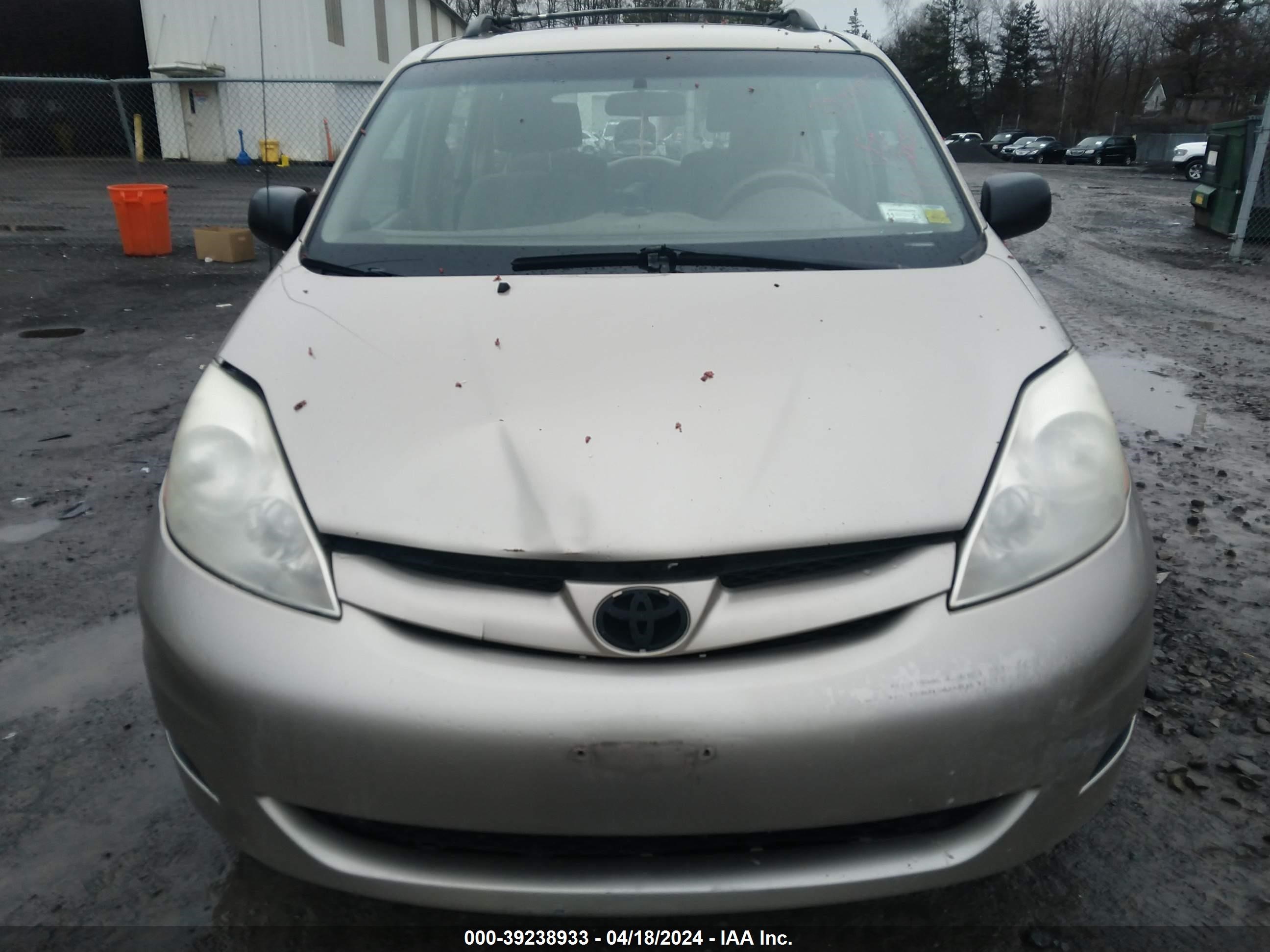 Photo 5 VIN: 5TDZA23C36S556766 - TOYOTA SIENNA 