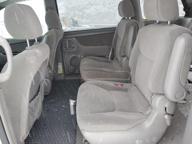 Photo 10 VIN: 5TDZA23C44S011978 - TOYOTA SIENNA CE 