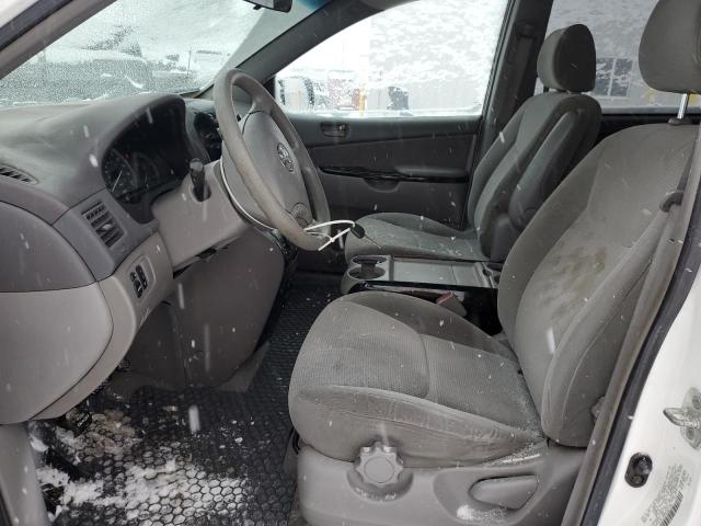 Photo 6 VIN: 5TDZA23C44S011978 - TOYOTA SIENNA CE 