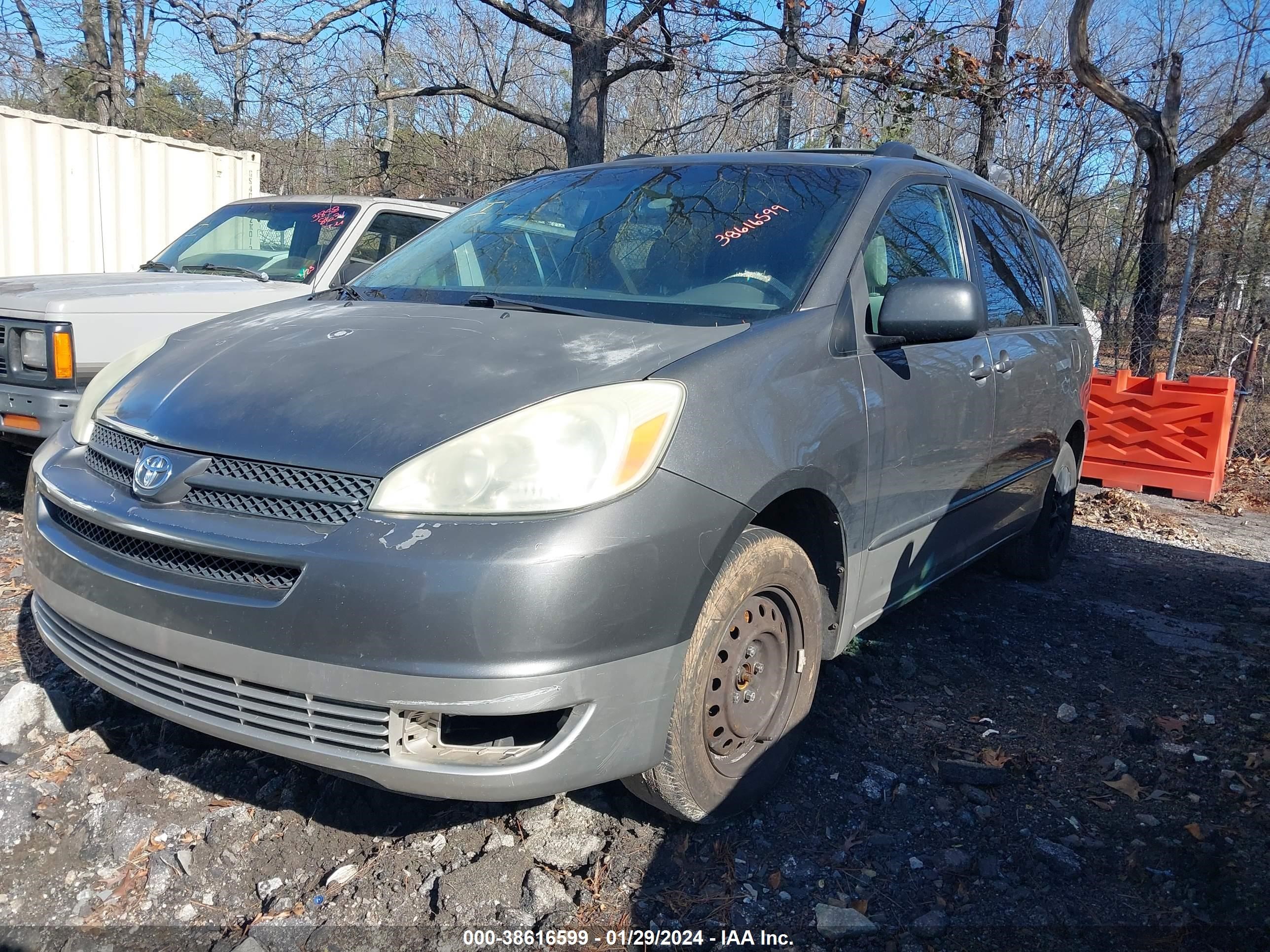 Photo 1 VIN: 5TDZA23C44S057942 - TOYOTA SIENNA 