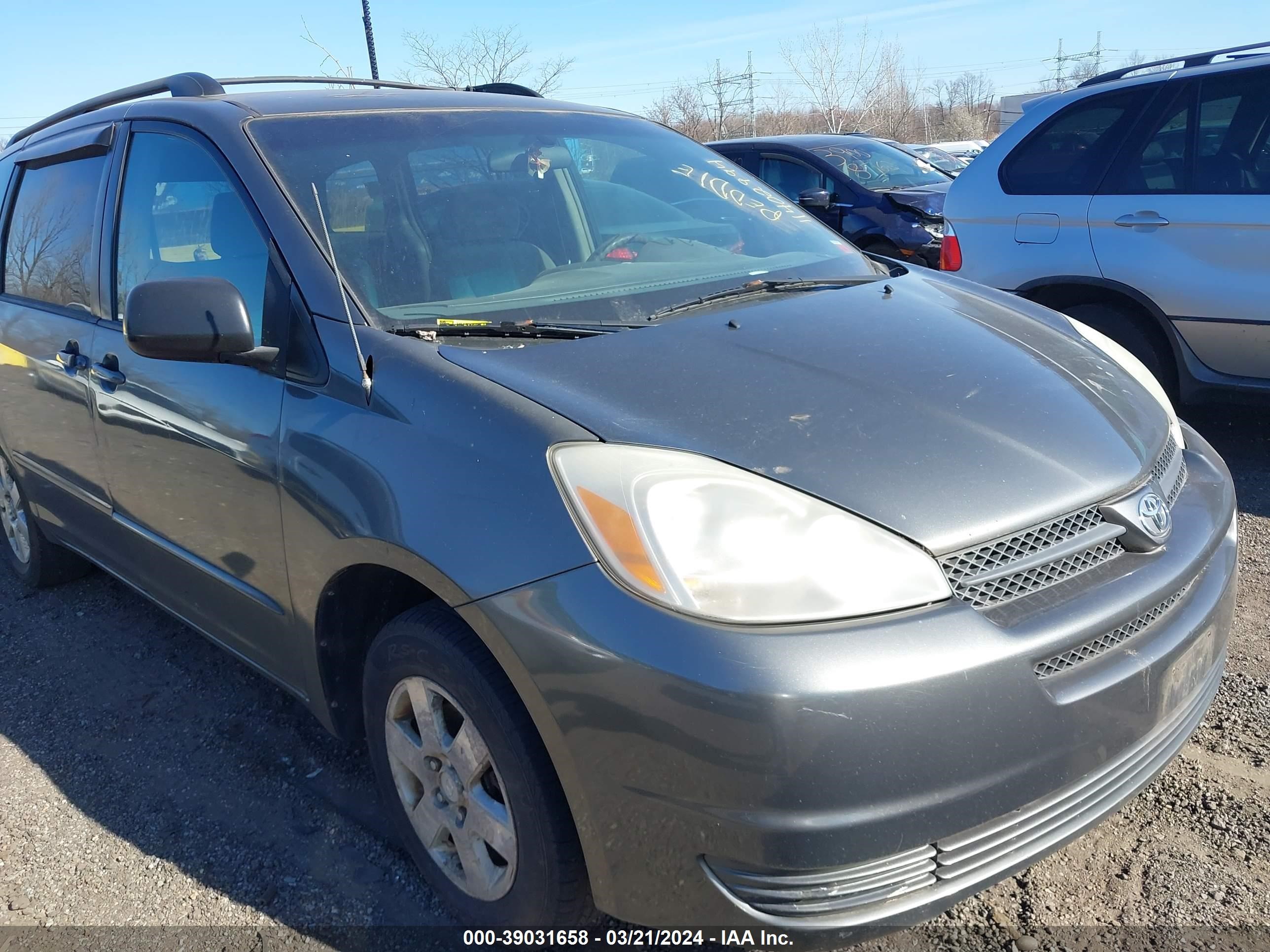 Photo 5 VIN: 5TDZA23C44S160441 - TOYOTA SIENNA 