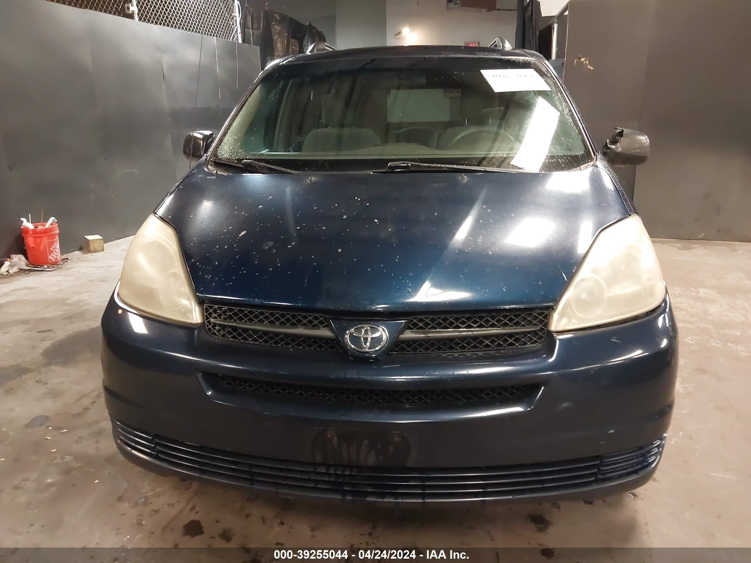 Photo 11 VIN: 5TDZA23C44S208052 - TOYOTA SIENNA 