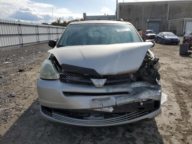 Photo 4 VIN: 5TDZA23C44S209301 - TOYOTA SIENNA CE 