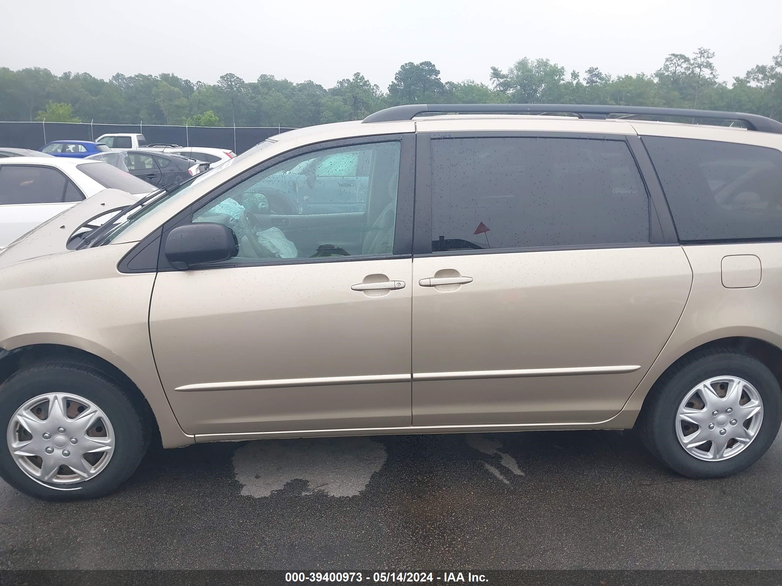 Photo 14 VIN: 5TDZA23C44S212814 - TOYOTA SIENNA 