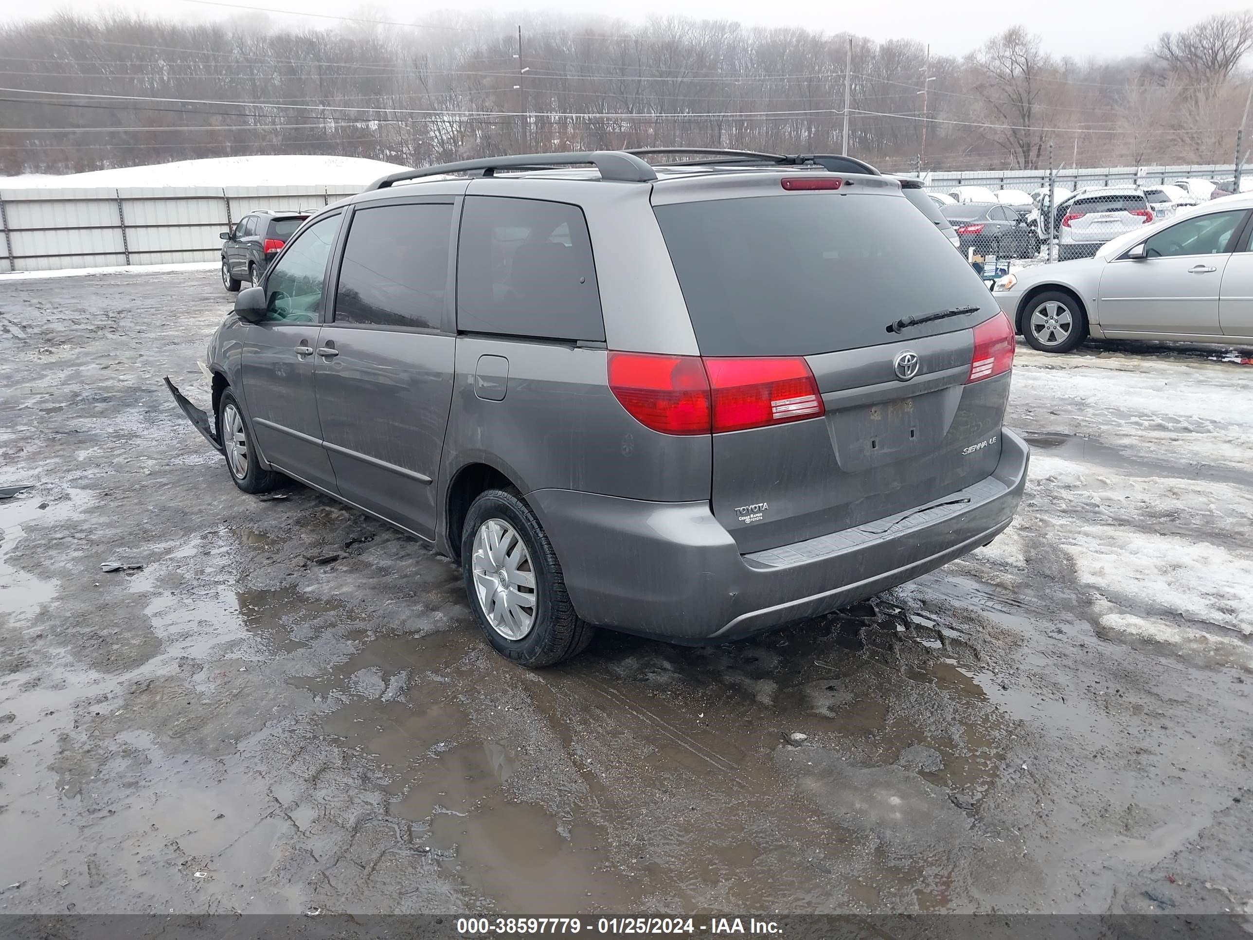 Photo 2 VIN: 5TDZA23C45S306807 - TOYOTA SIENNA 