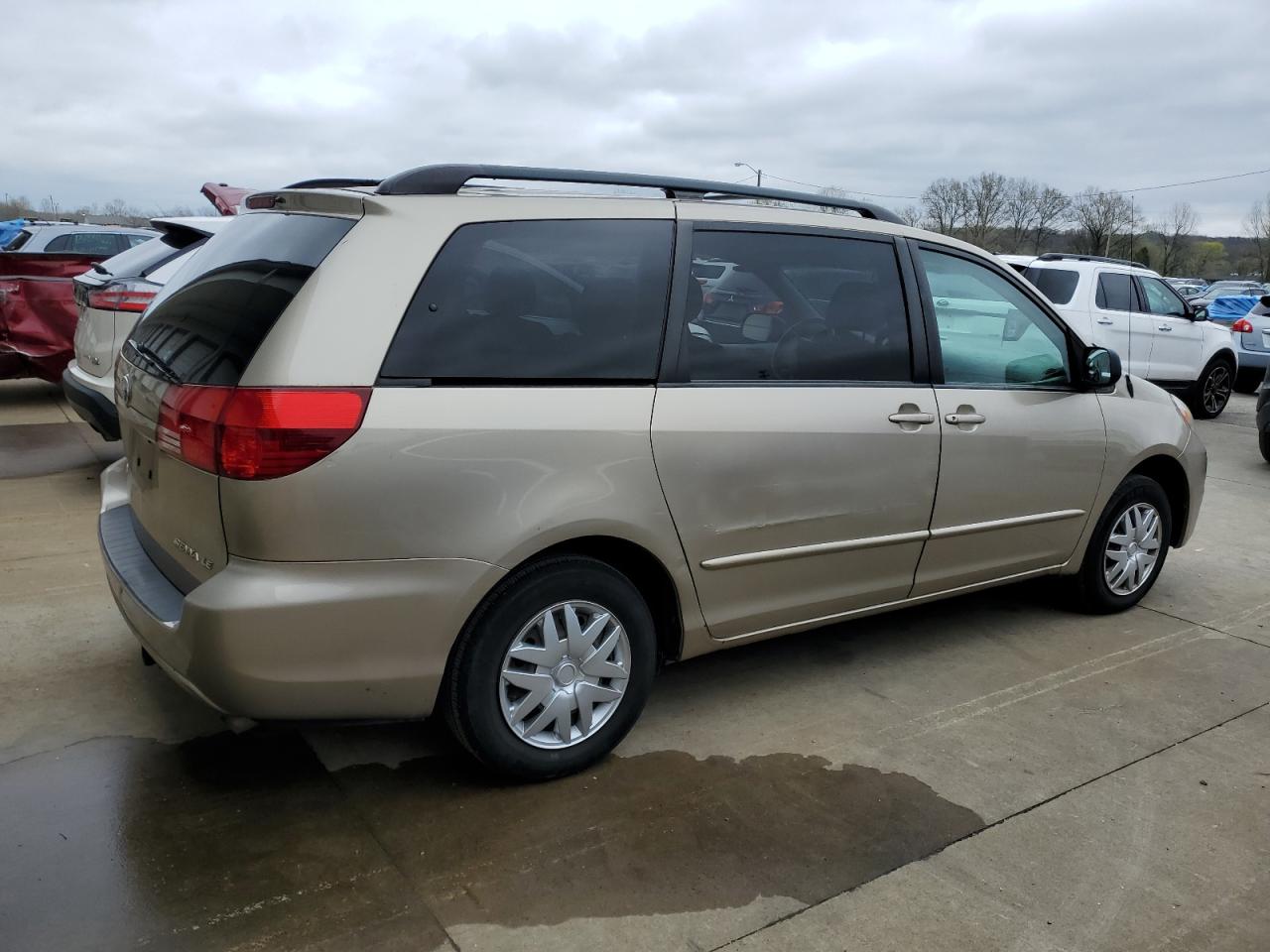 Photo 2 VIN: 5TDZA23C45S351357 - TOYOTA SIENNA 